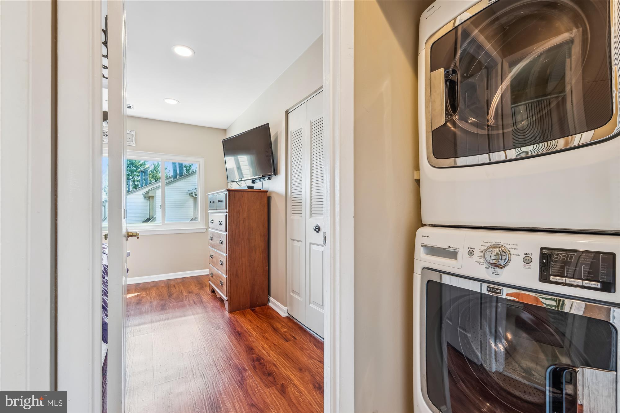 FAIR HILL - Residential