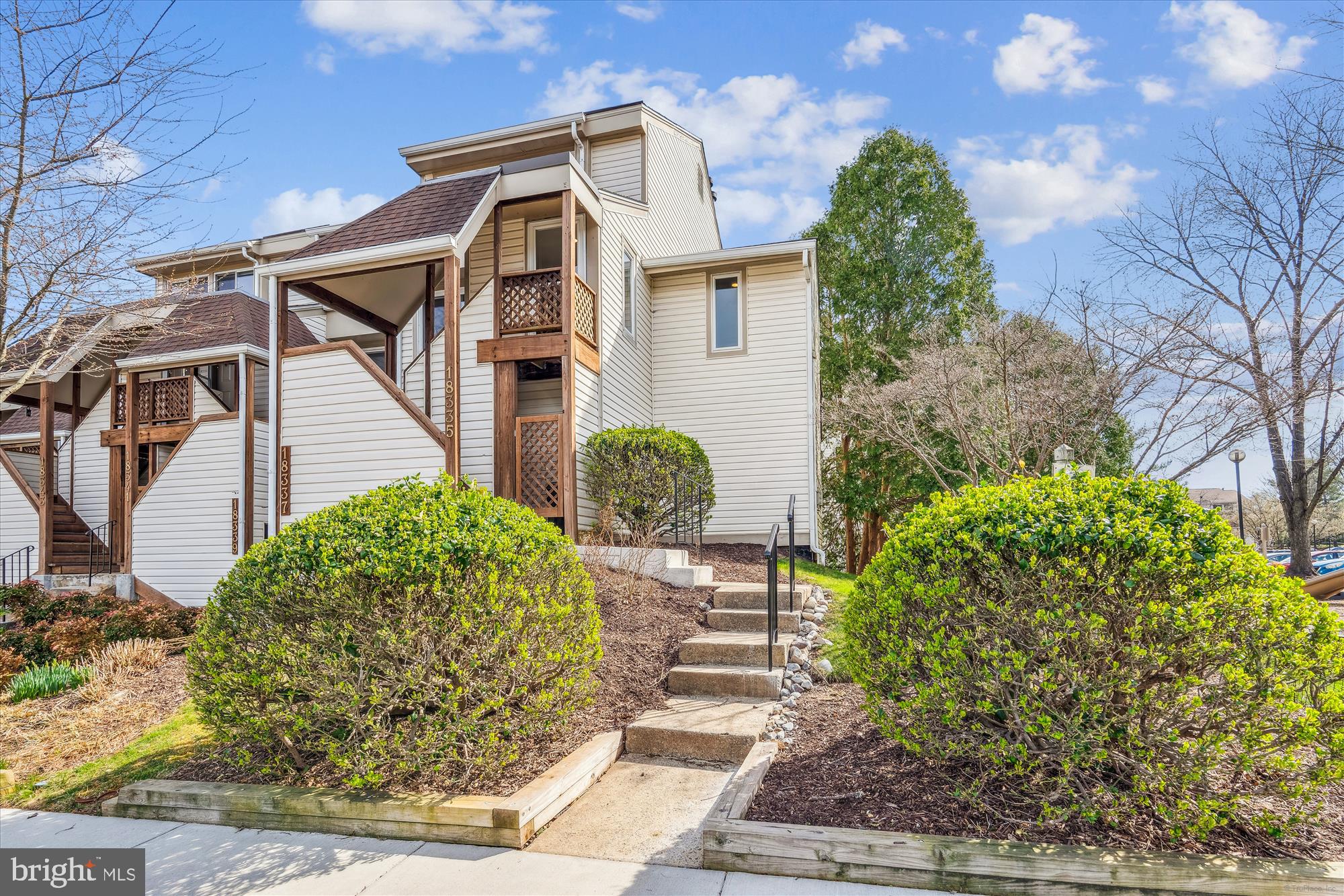 FAIR HILL - Residential