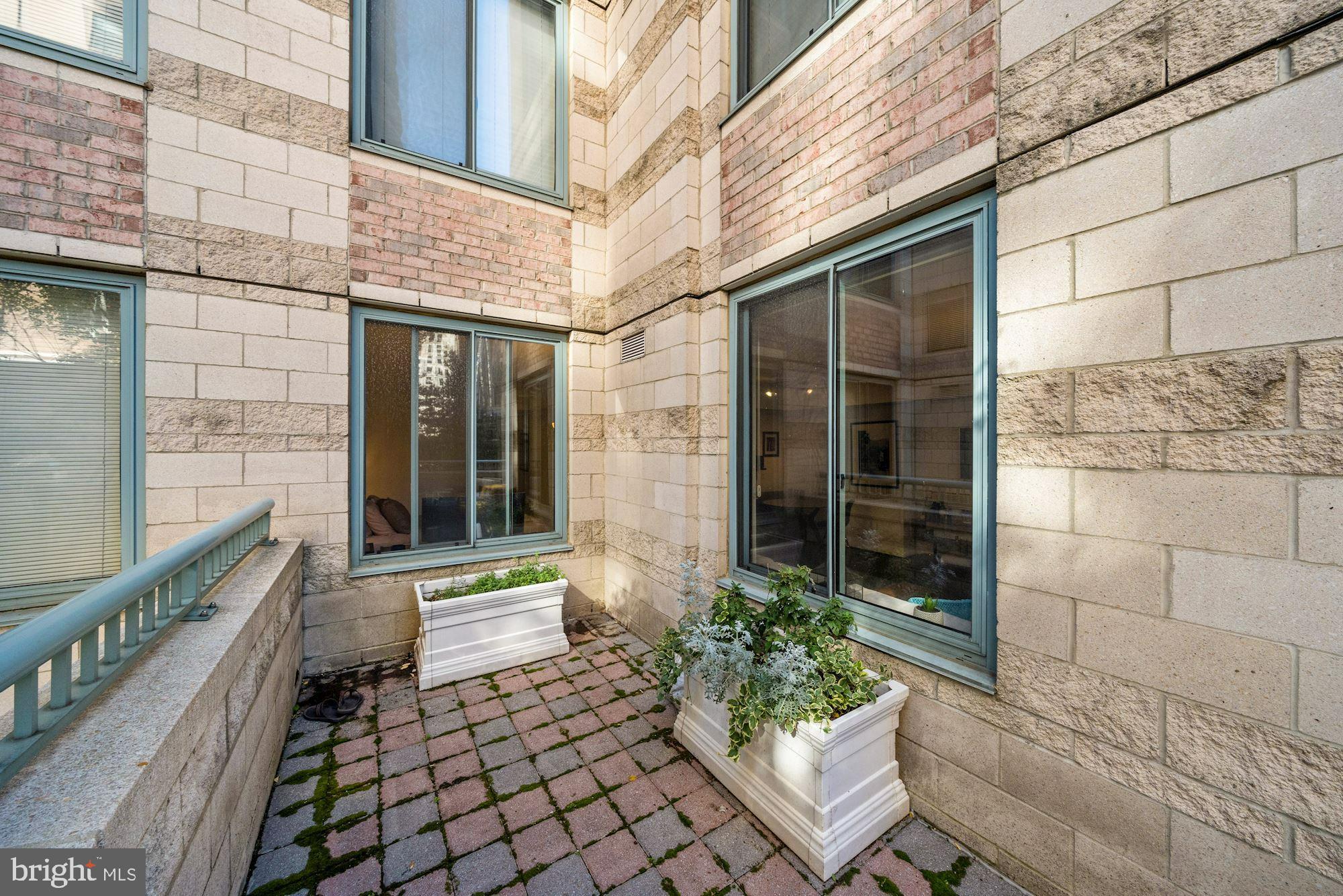 BALLSTON - Residential Lease