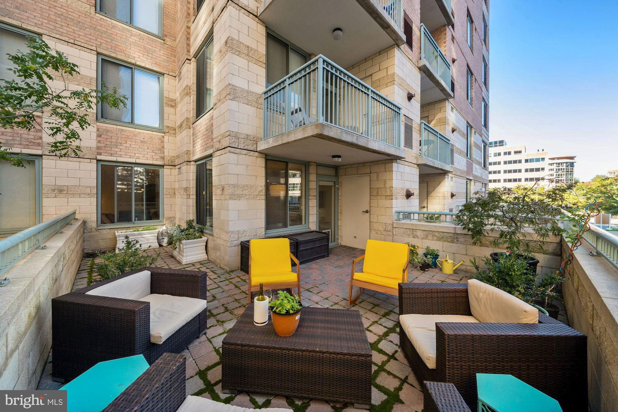 BALLSTON - Residential Lease