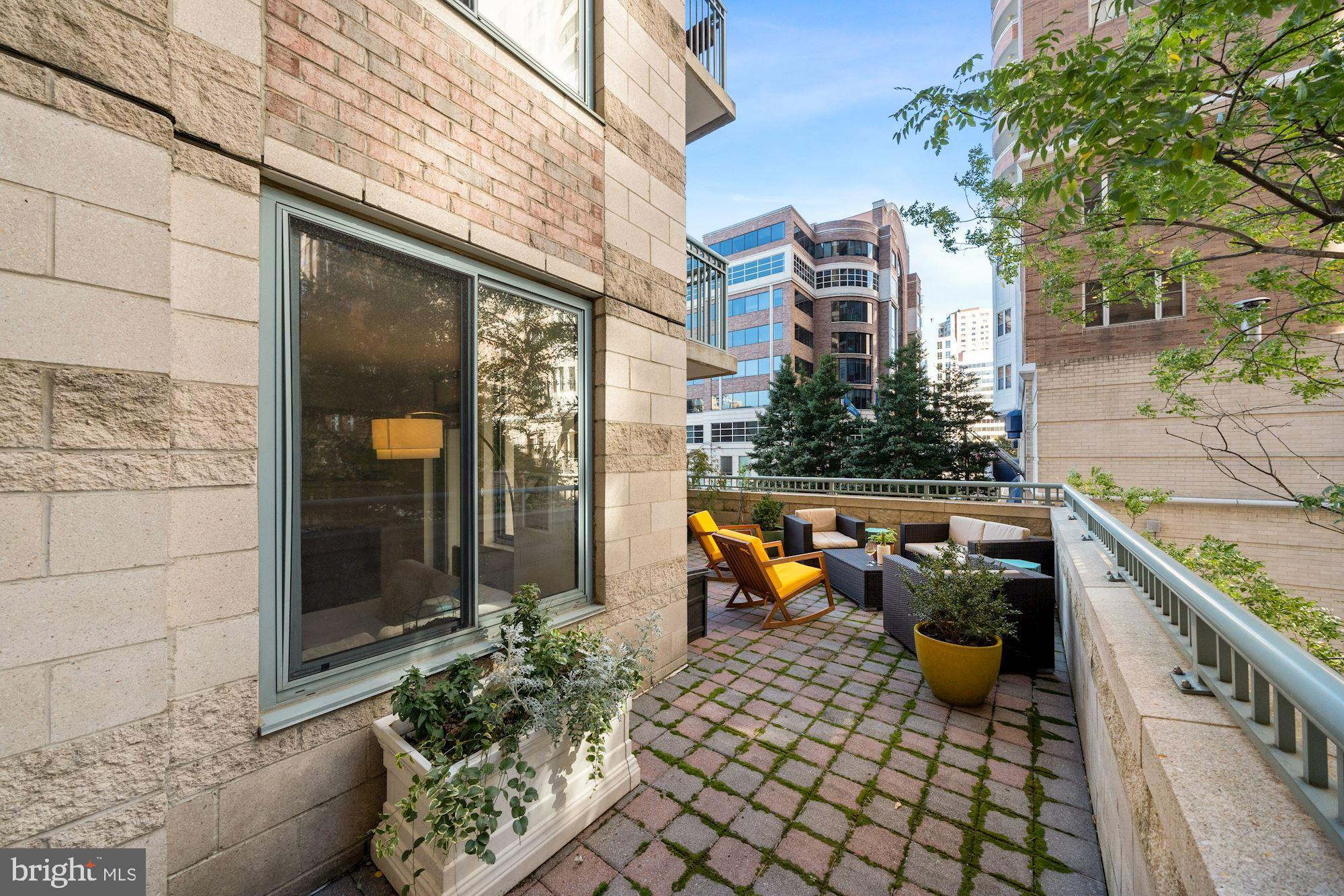 BALLSTON - Residential Lease