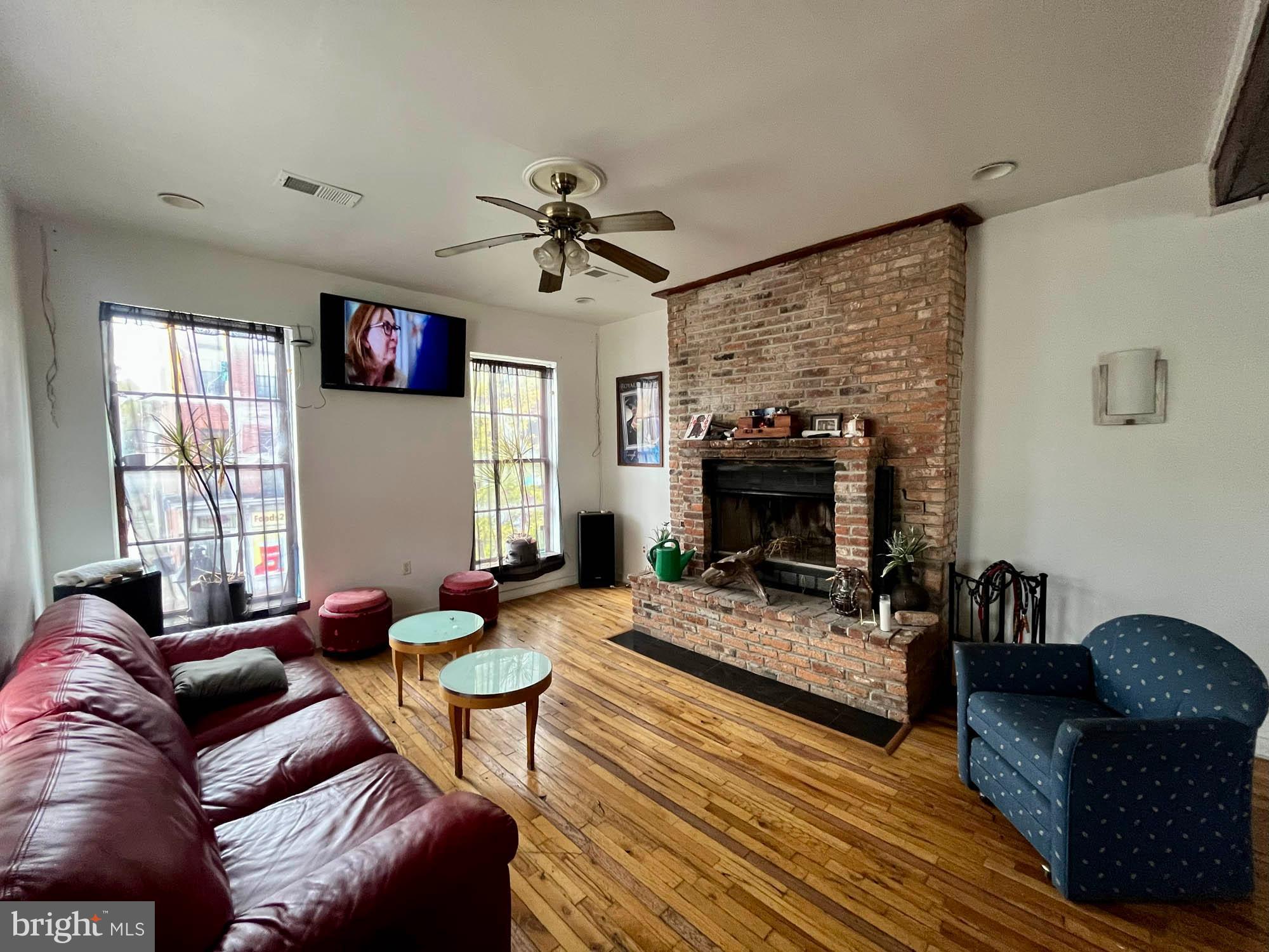 FRANKLIN SQUARE HISTORIC DISTRICT - Commercial Sale