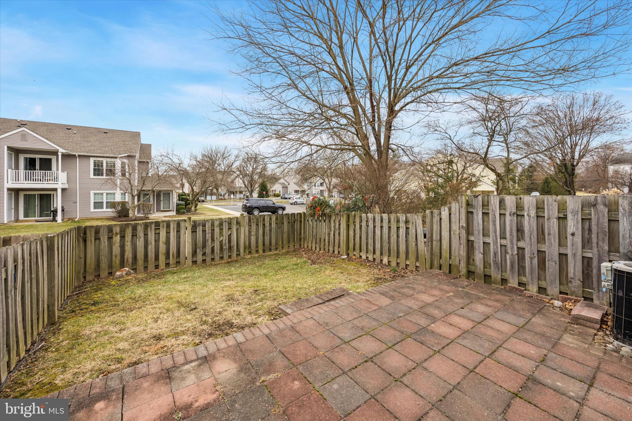 VILLAGE SHIRES - Residential