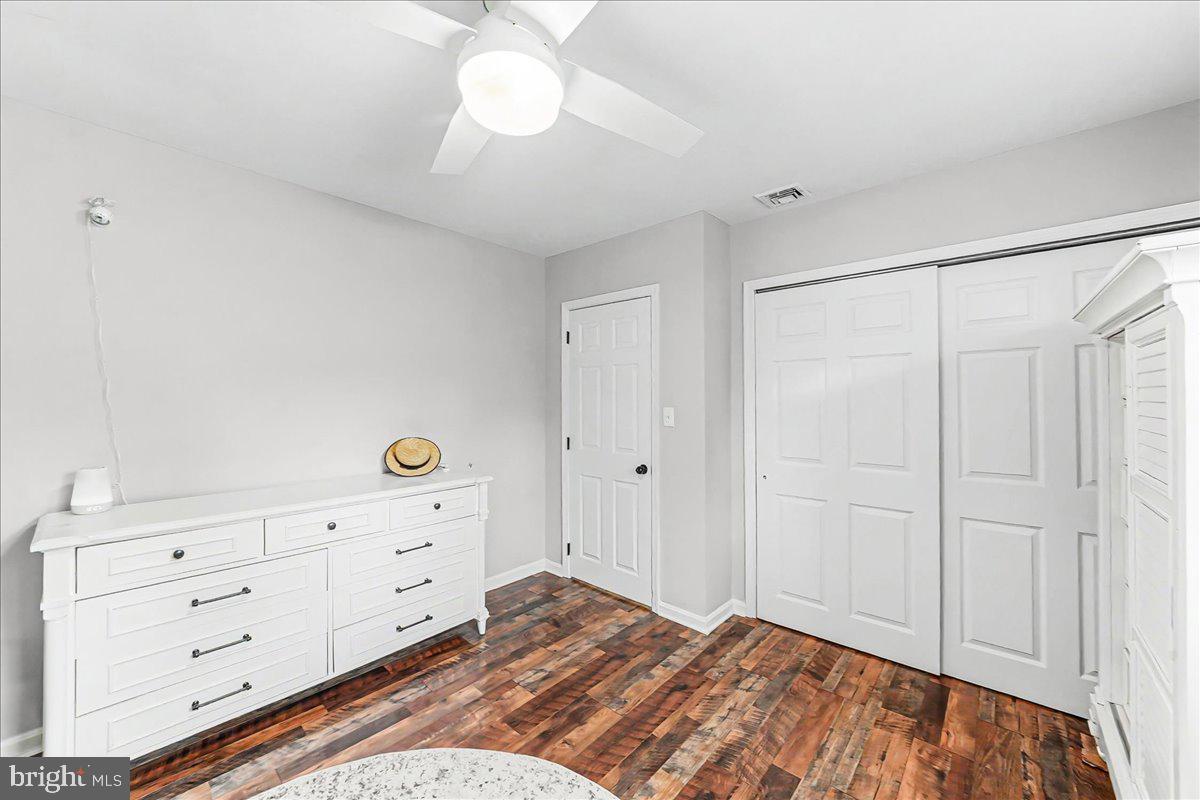 LAUREL - Residential