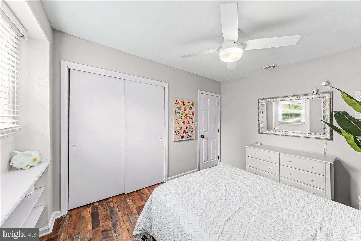 LAUREL - Residential