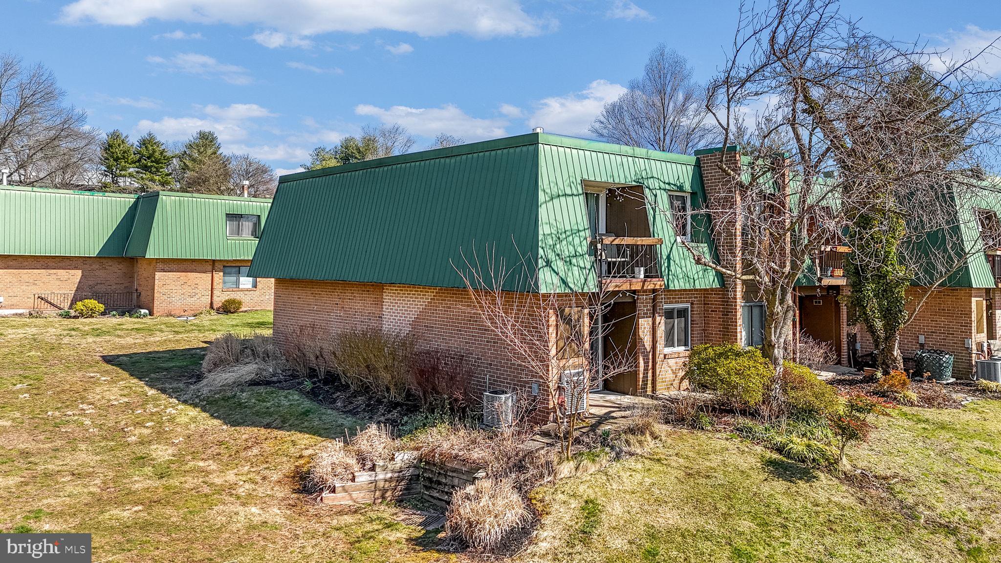 THE MEADOWS - Residential