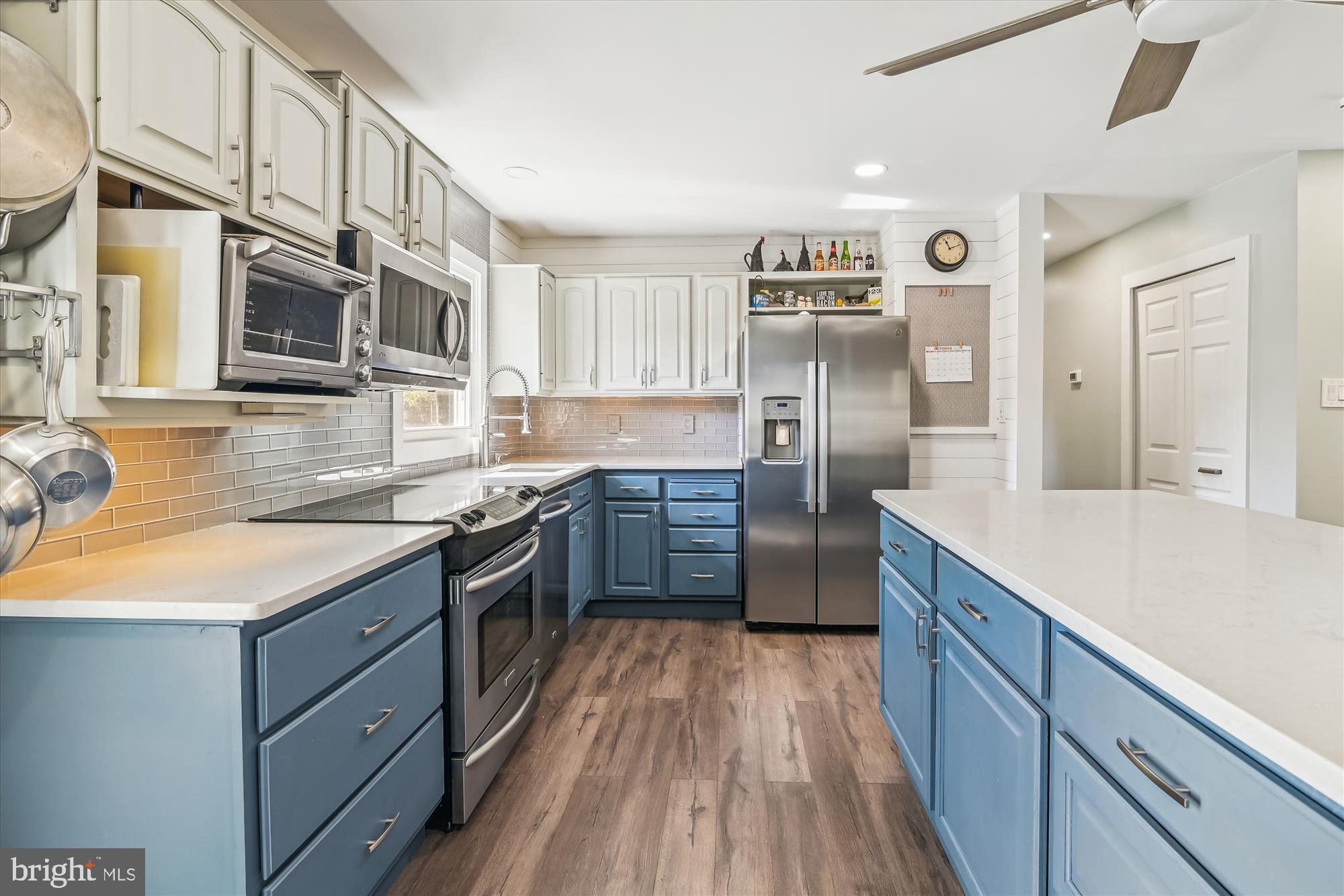 FOUR SEASONS ESTATES - Residential