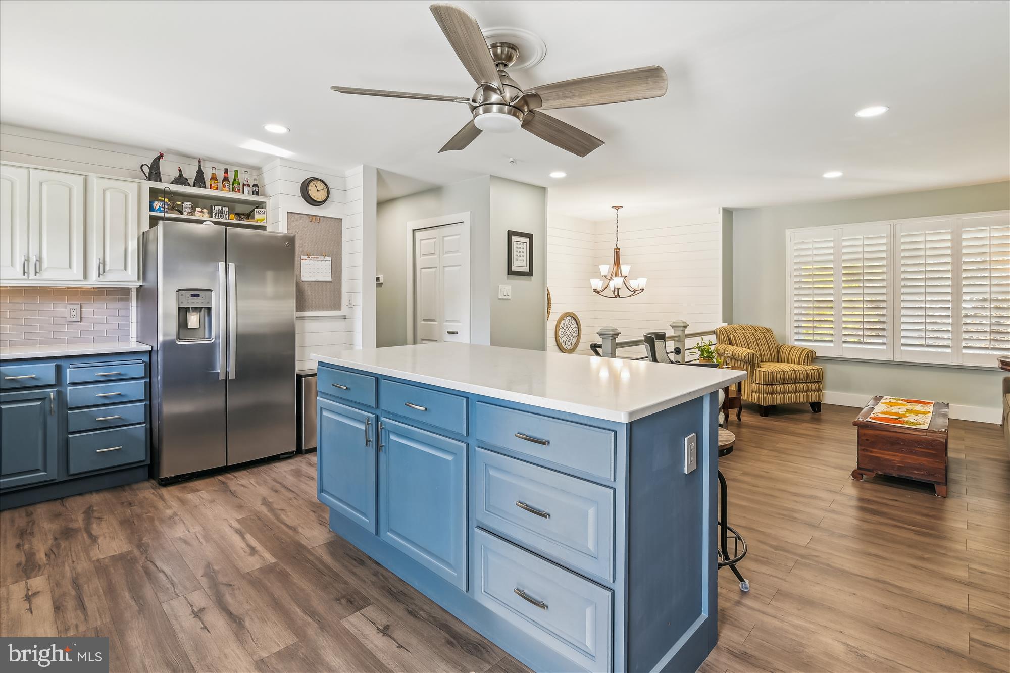 FOUR SEASONS ESTATES - Residential