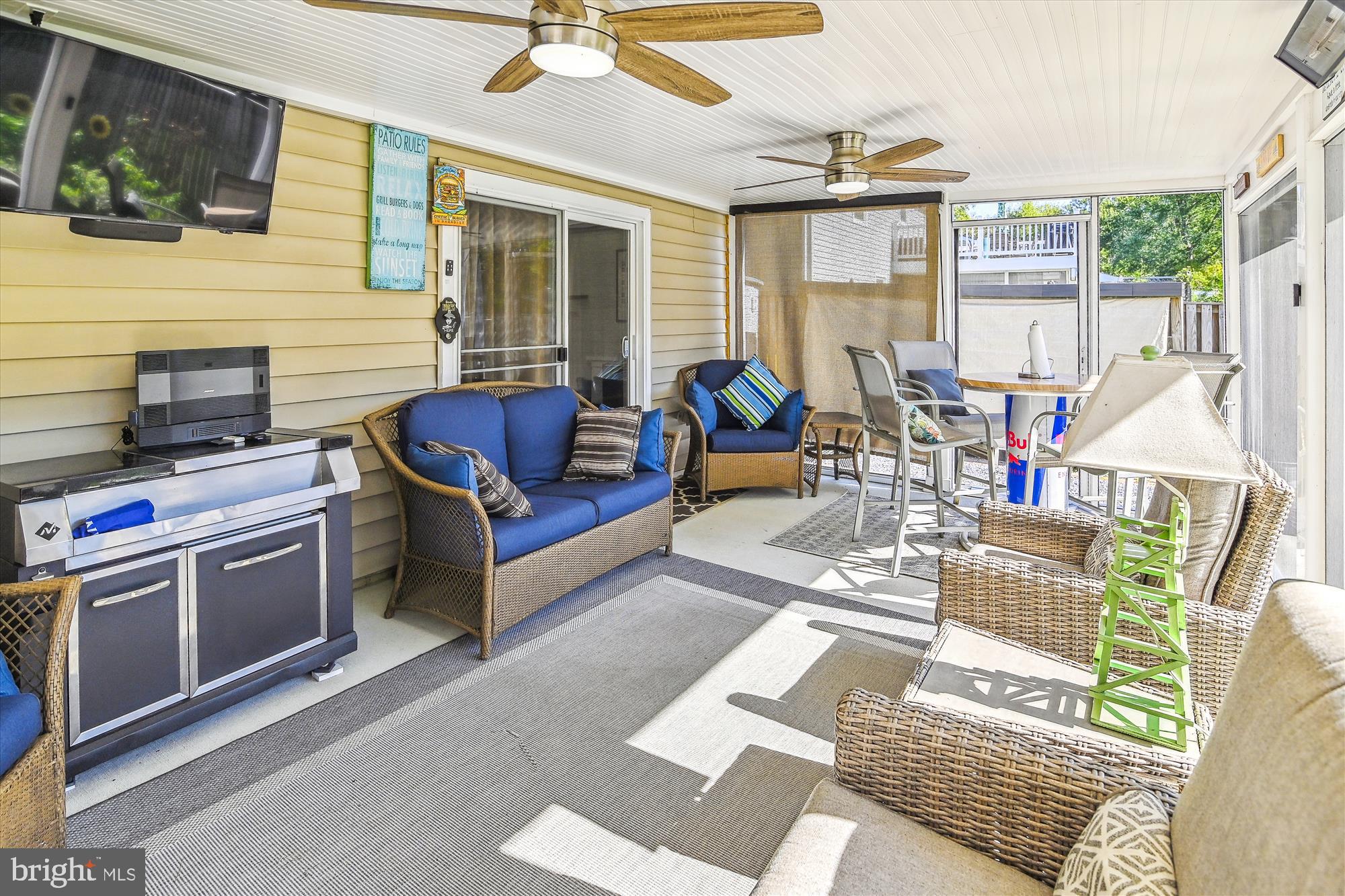 FOUR SEASONS ESTATES - Residential