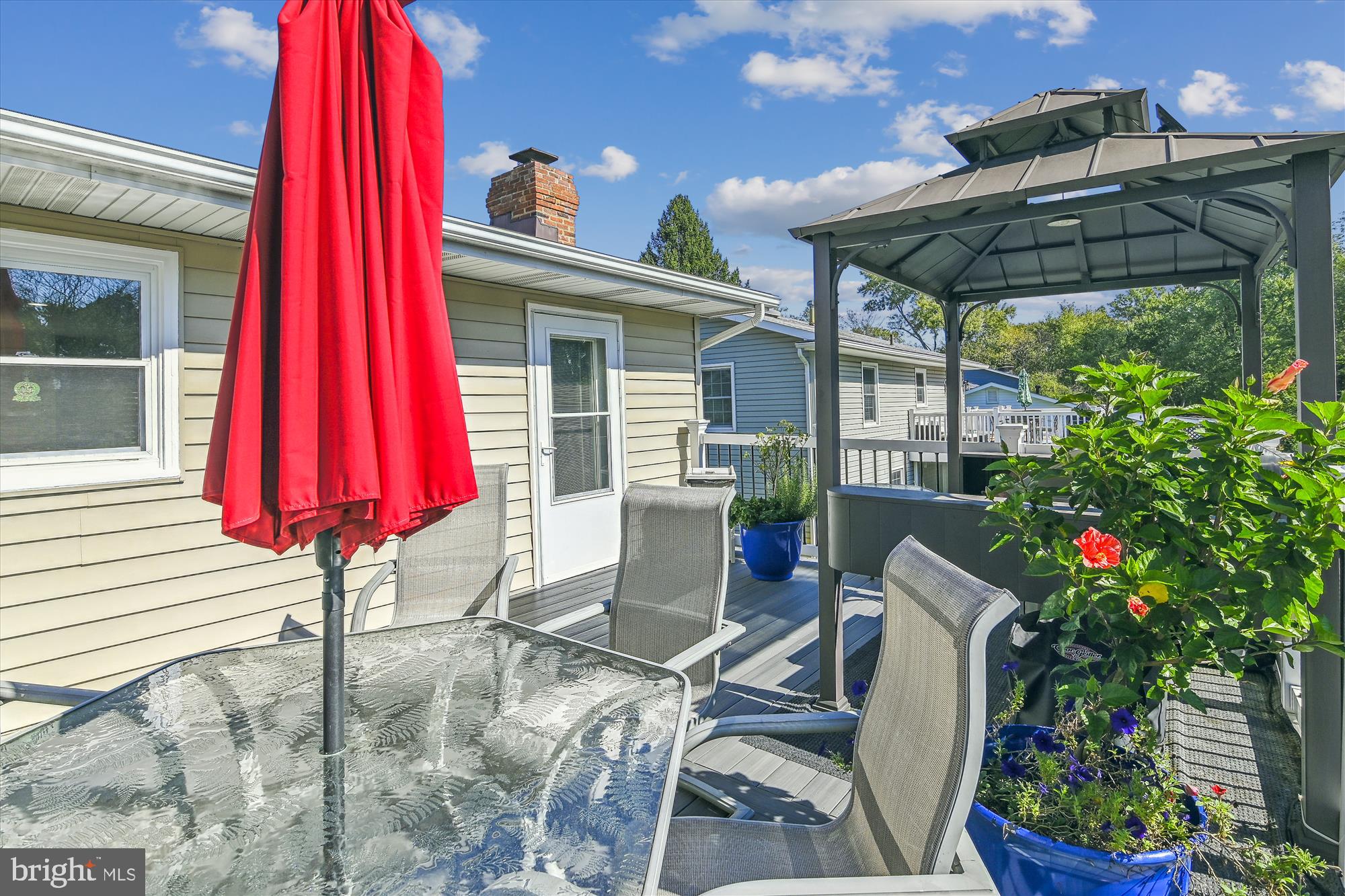 FOUR SEASONS ESTATES - Residential