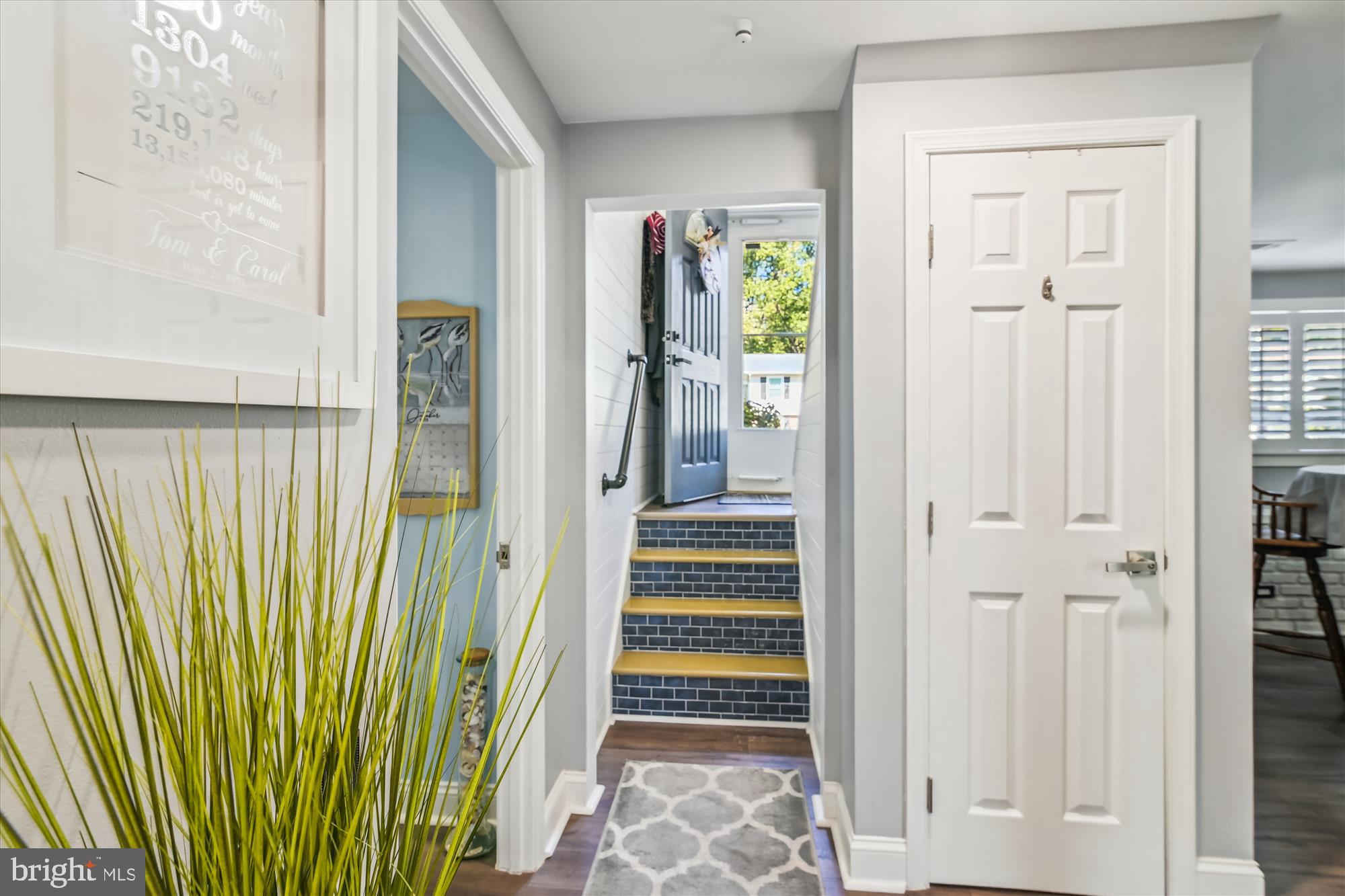 FOUR SEASONS ESTATES - Residential