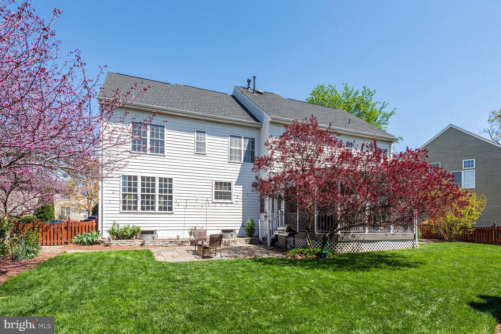 STONE RIDGE - Residential