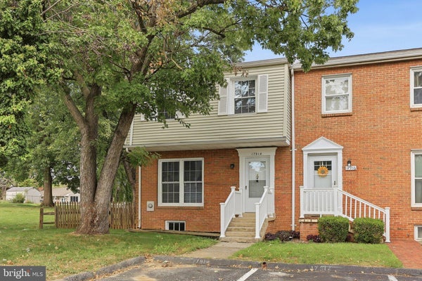 17914 HICKORY LN, HAGERSTOWN, MD 21740 - Image 1dd8a88e2a7e82eee79cd5d5f380c4b8/3043739801