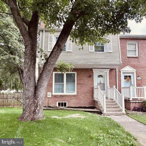 Townhouse For Sale - 17914 Hickory Lane<br/> HAGERSTOWN, MD 21740
