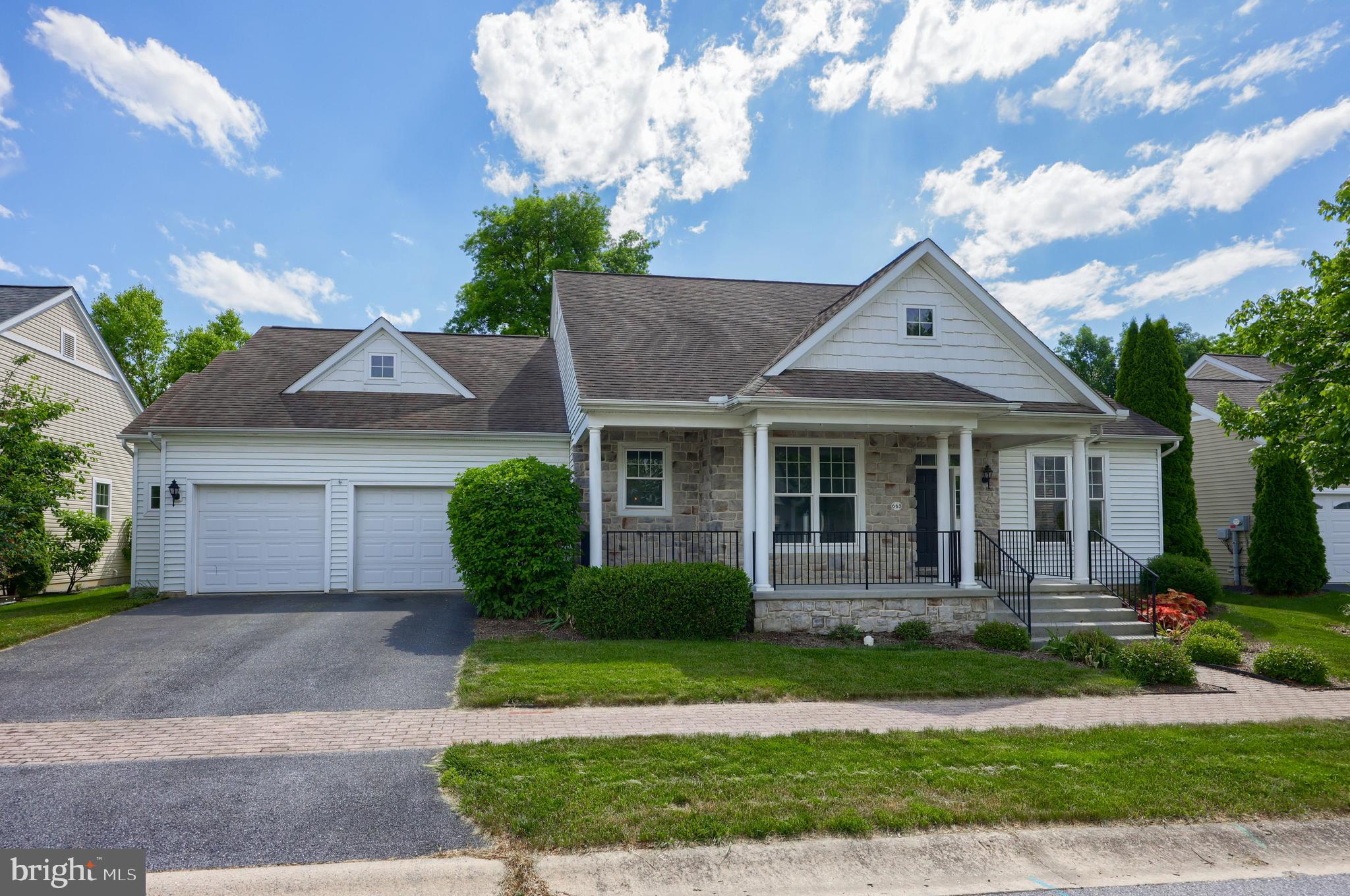 BRIGHTON - Residential