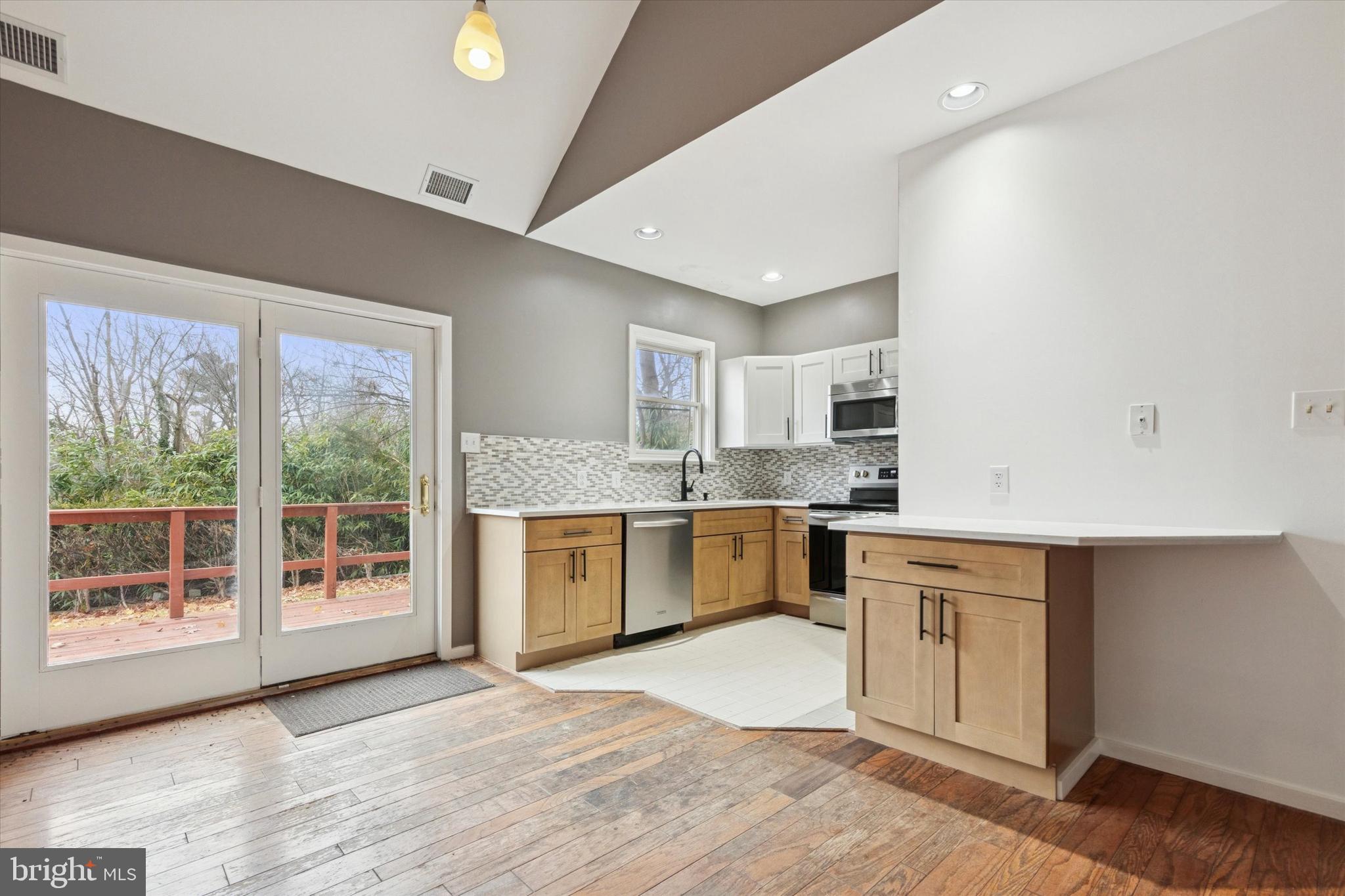 CHELTENHAM - Residential Lease