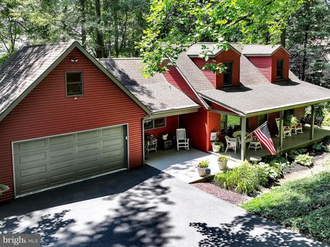 Photo of 351 Dead End Road, Lititz, PA 17543 (MLS # PALA2053290)