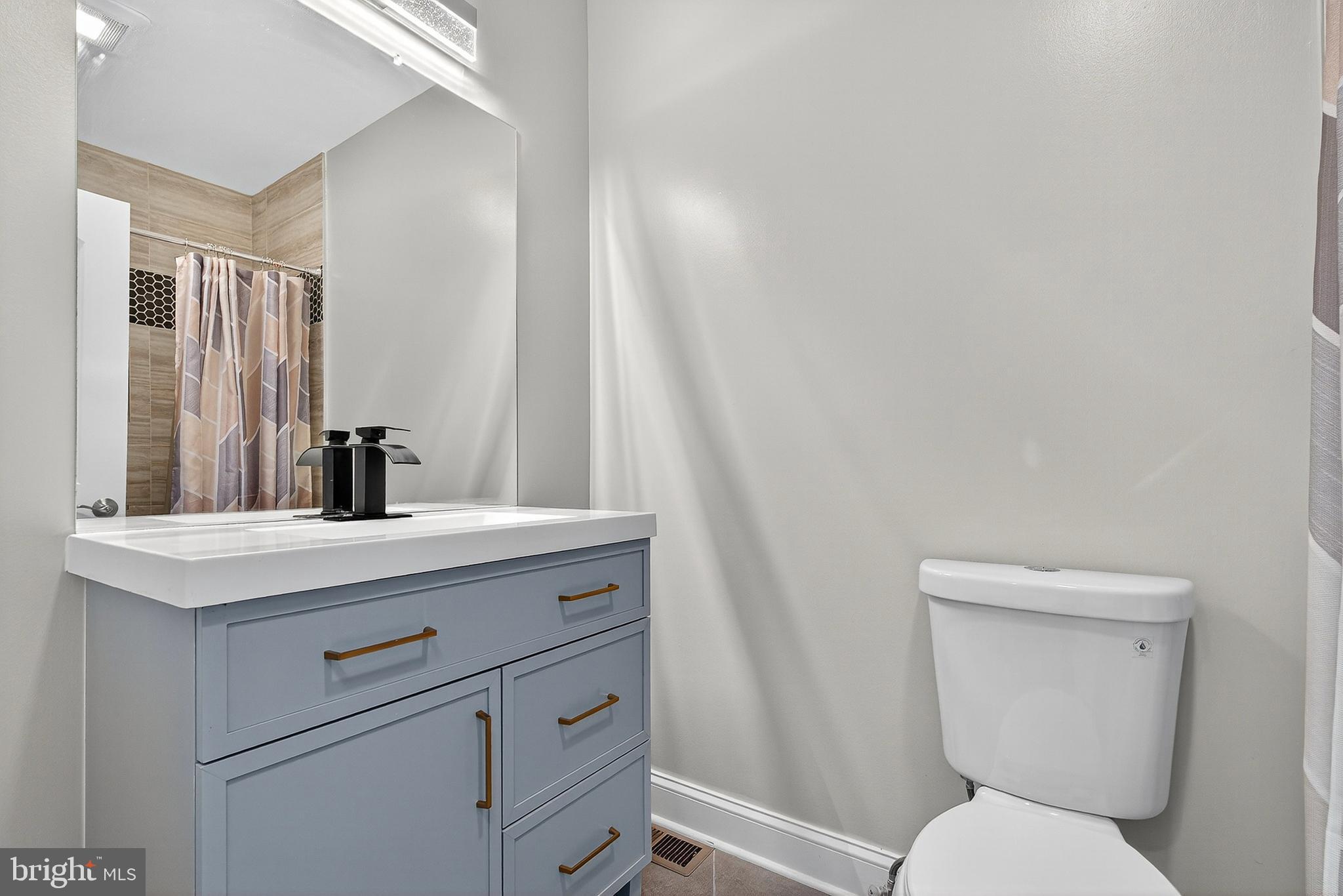 BRIDGEVIEW - GREENLAWN - Residential