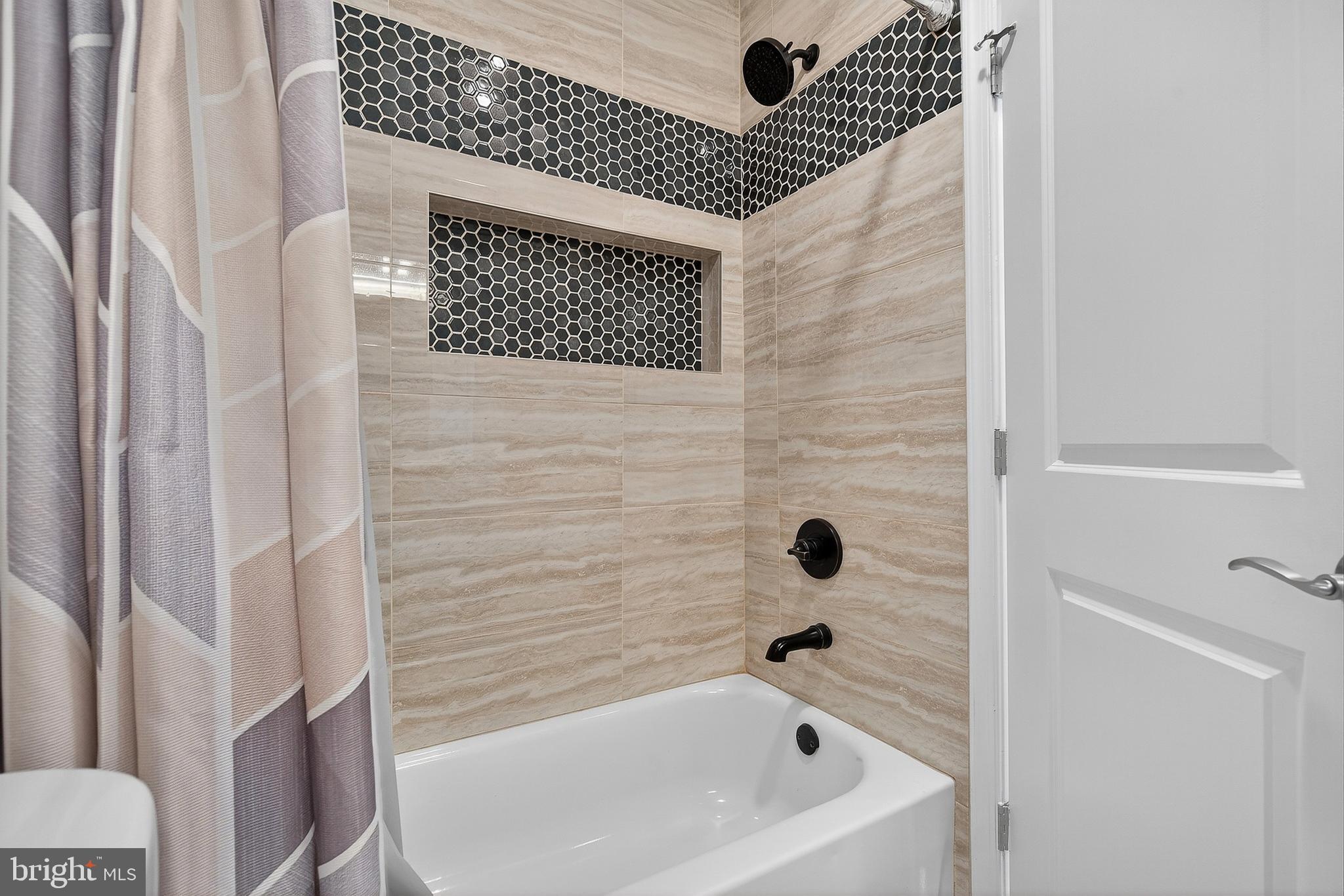 BRIDGEVIEW - GREENLAWN - Residential