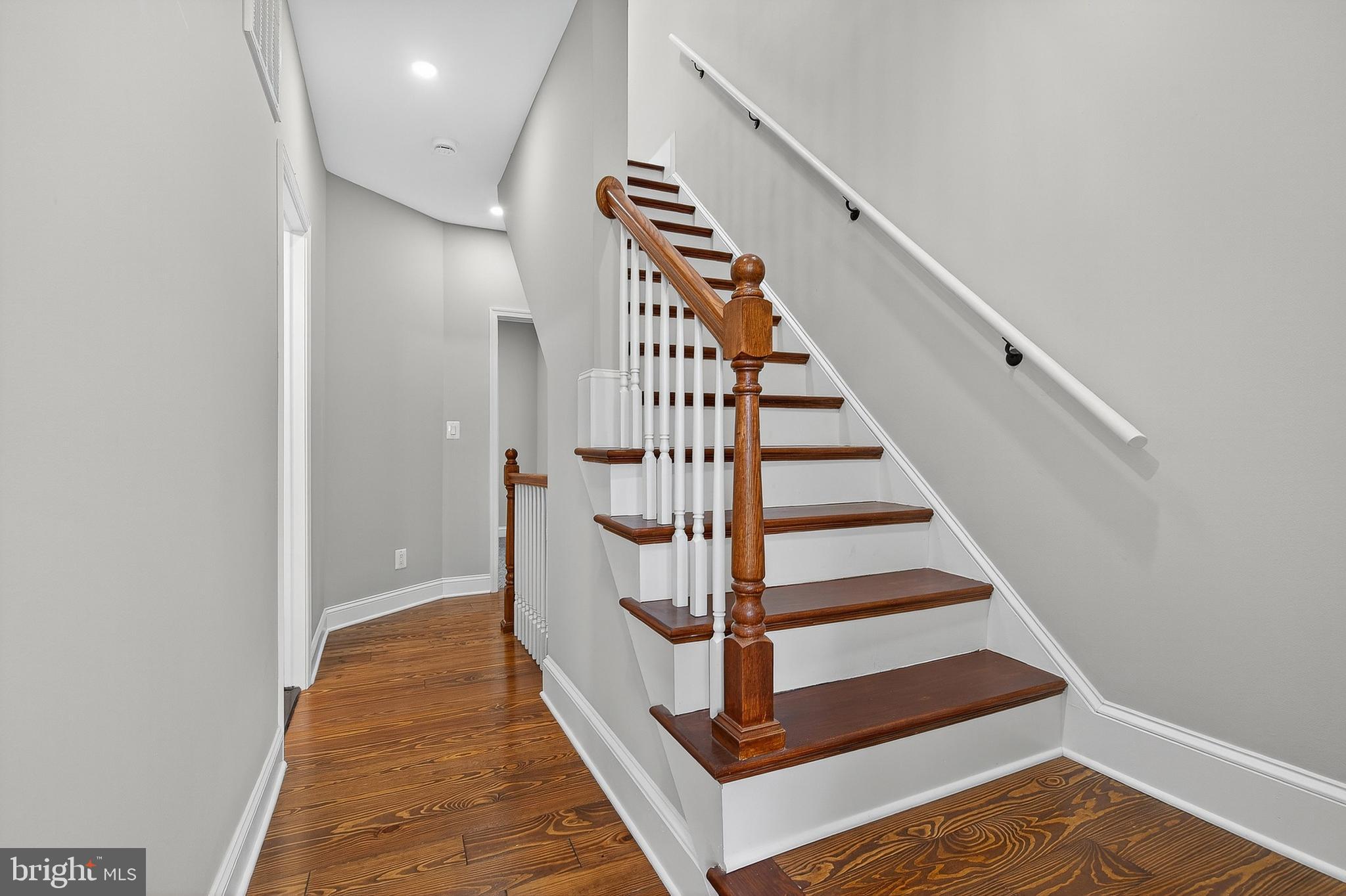 BRIDGEVIEW - GREENLAWN - Residential