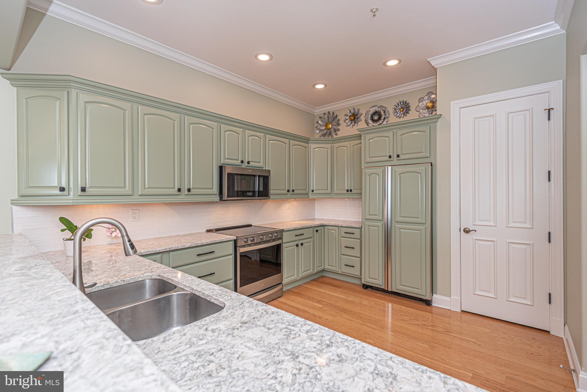 OCEAN PINES - THE POINT - Residential