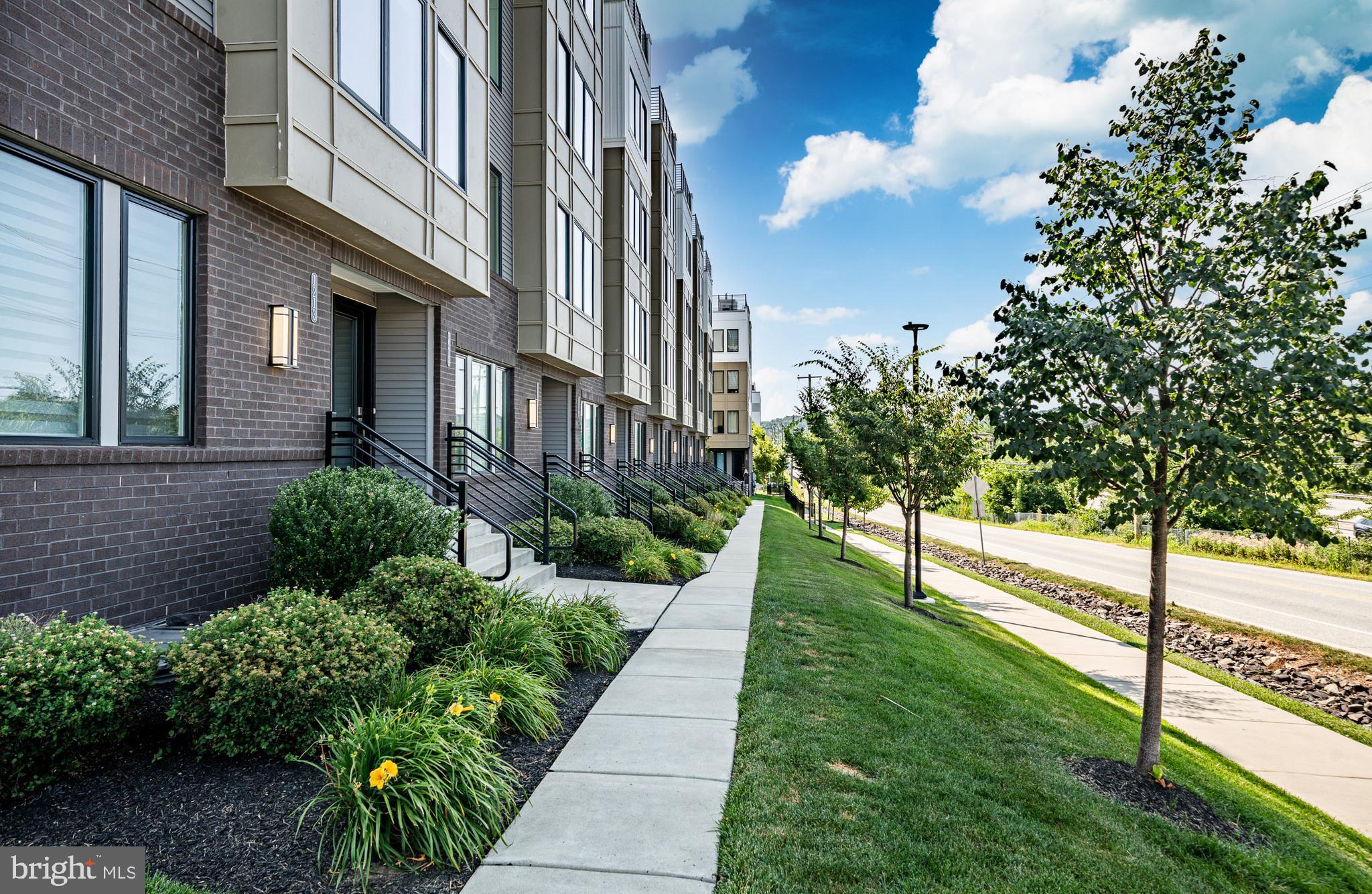 1213 REED ALLEY