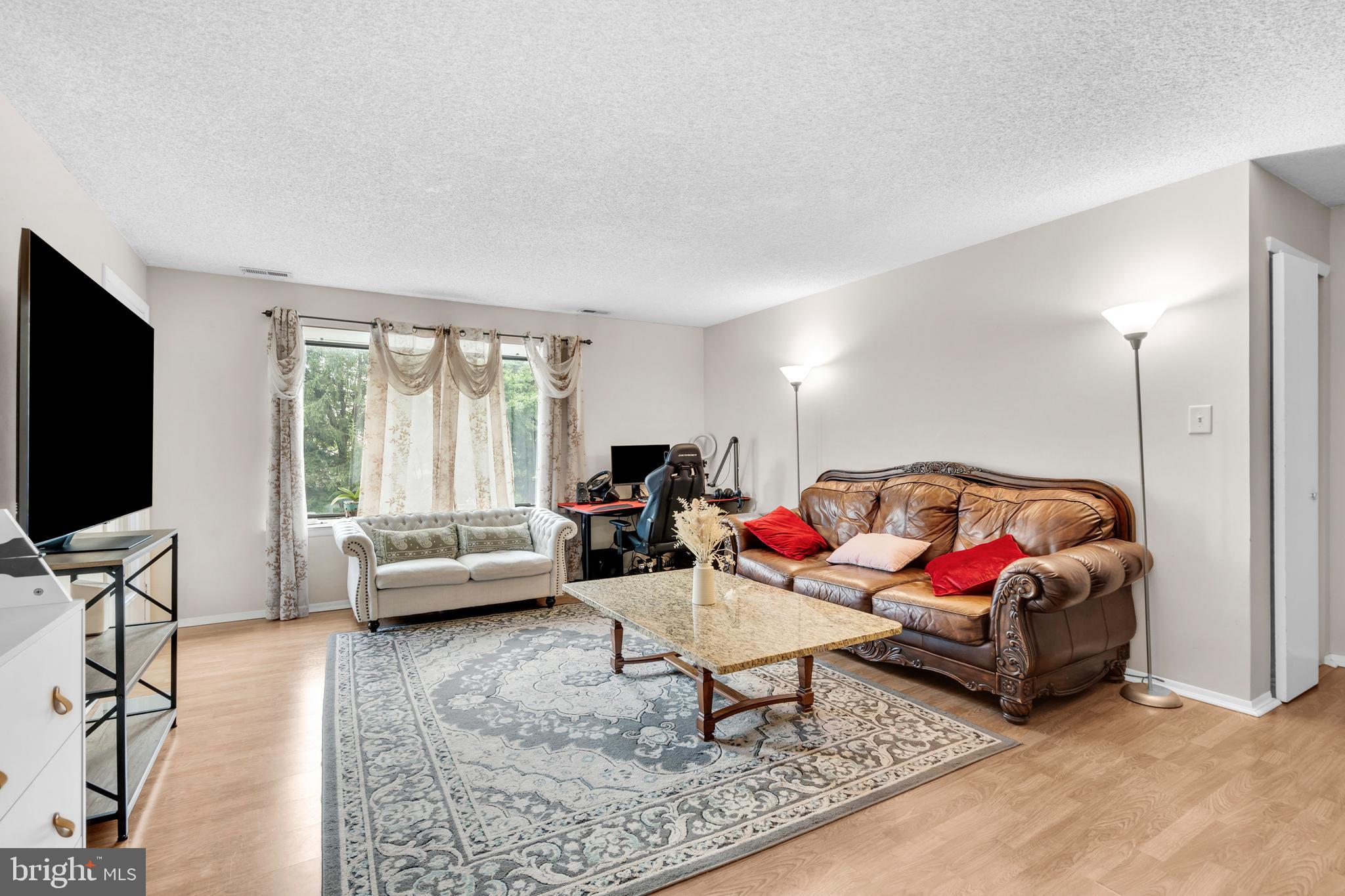 4610 ABERDEEN DRIVE B