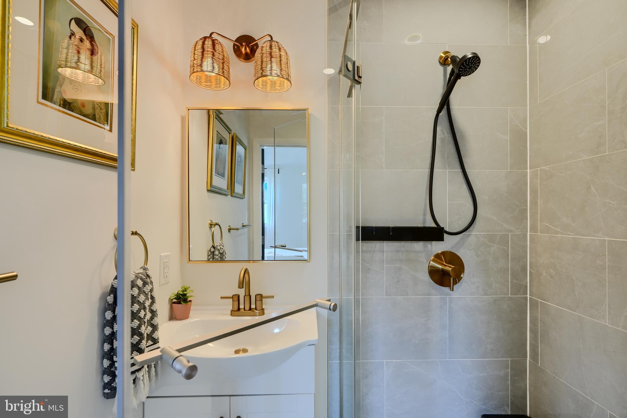 IDLEWYLDE - Residential