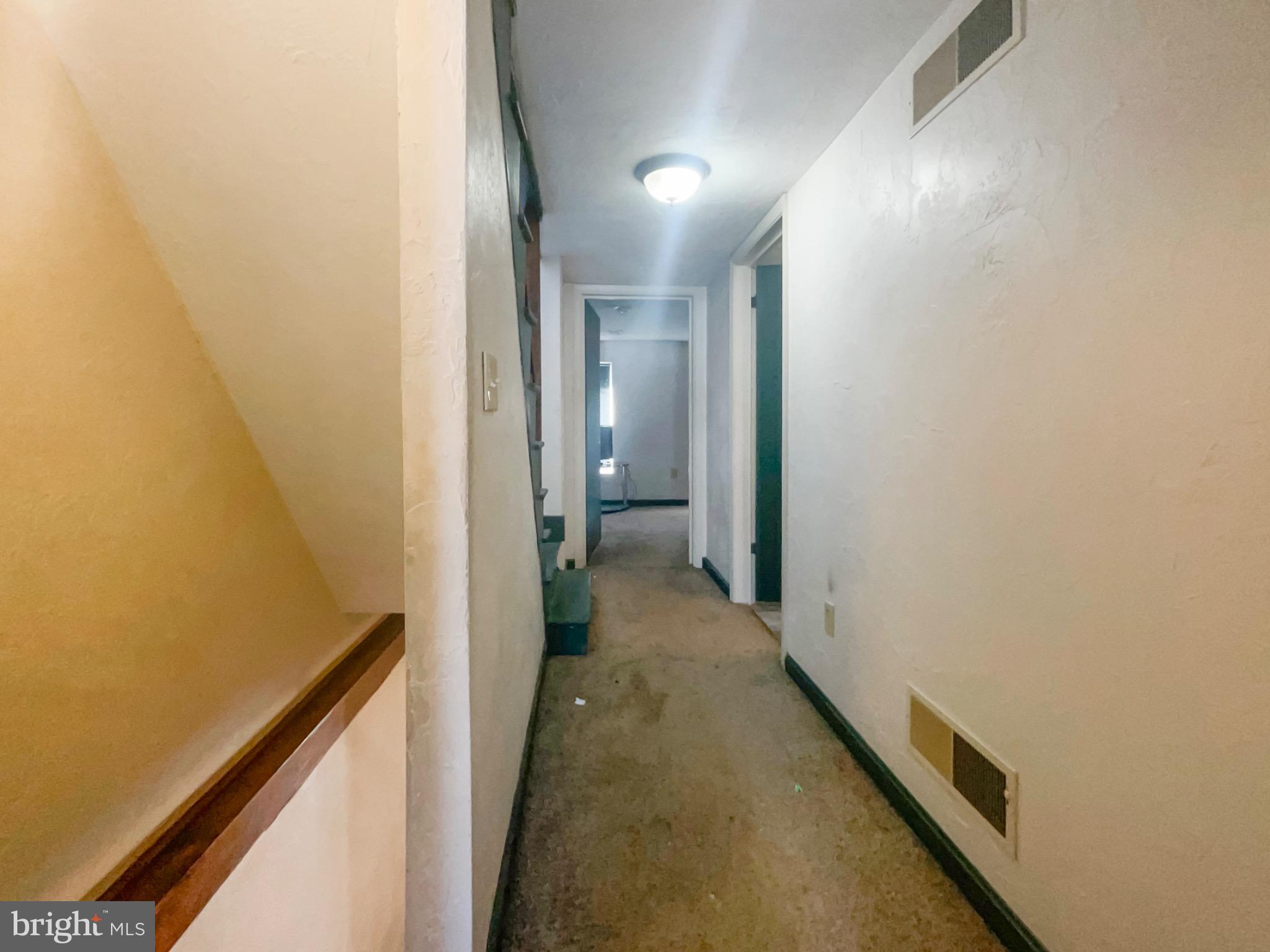 BERMUDIAN SPRINGS - Residential