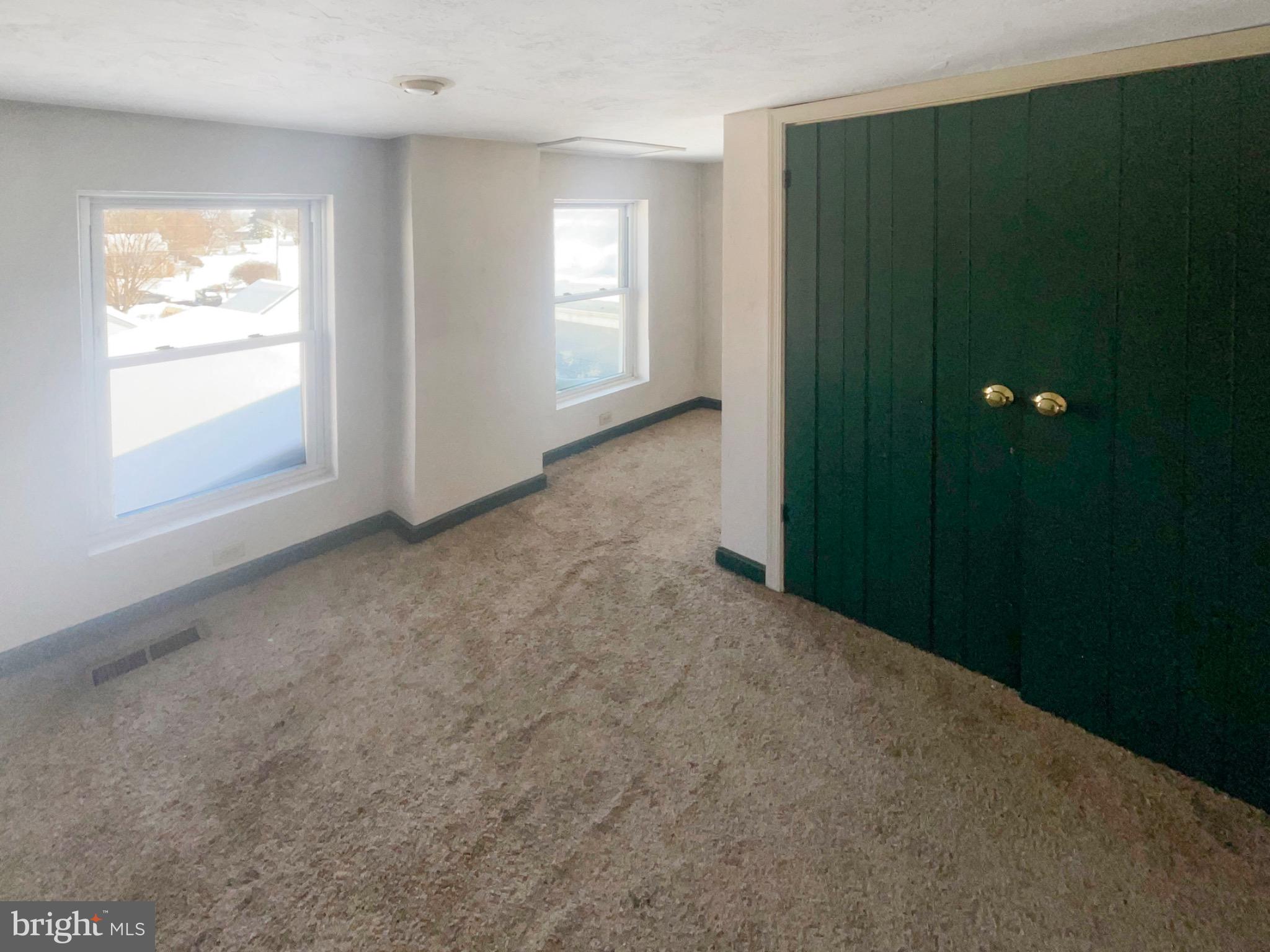 BERMUDIAN SPRINGS - Residential