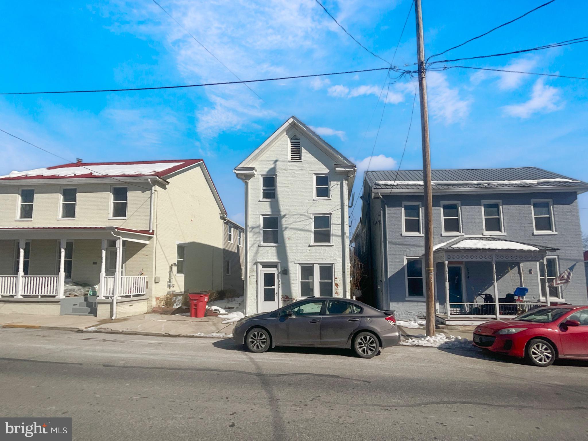 BERMUDIAN SPRINGS - Residential