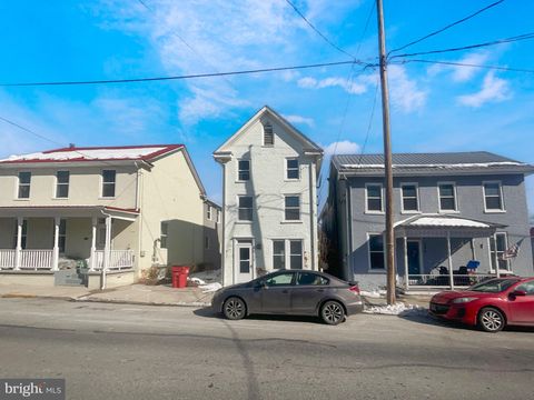 Homes For Sale - 126 Main Street<br/> YORK SPRINGS, PA 17372