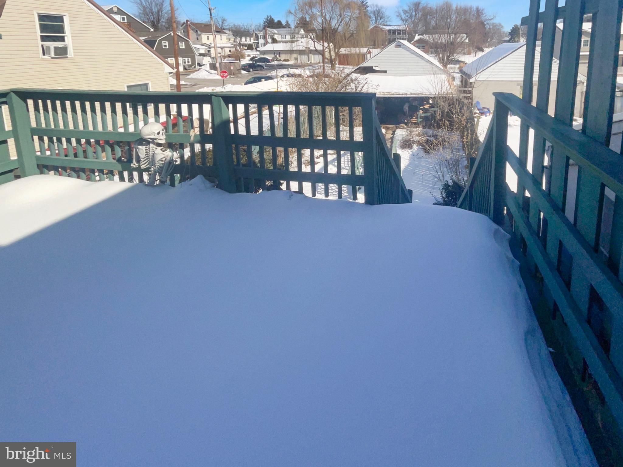 BERMUDIAN SPRINGS - Residential