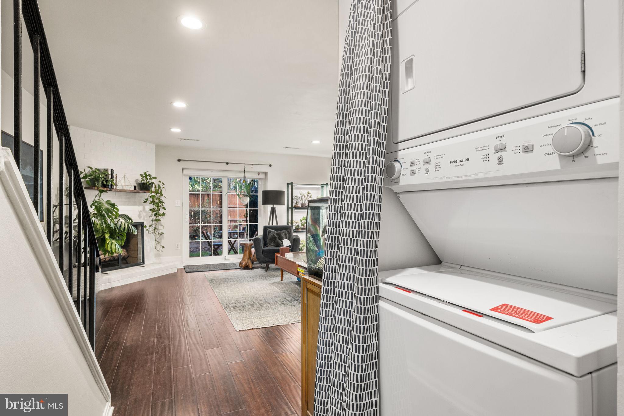 WESTHAMPTON MEWS - Residential Lease