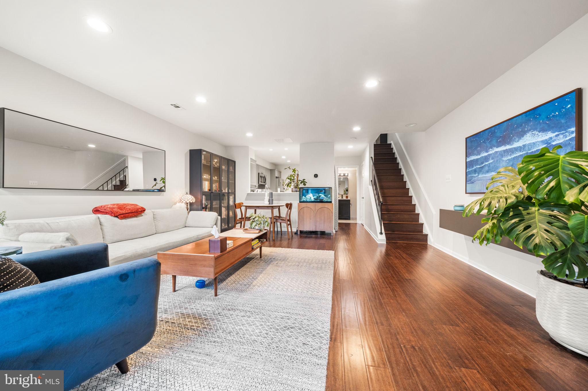 WESTHAMPTON MEWS - Residential Lease