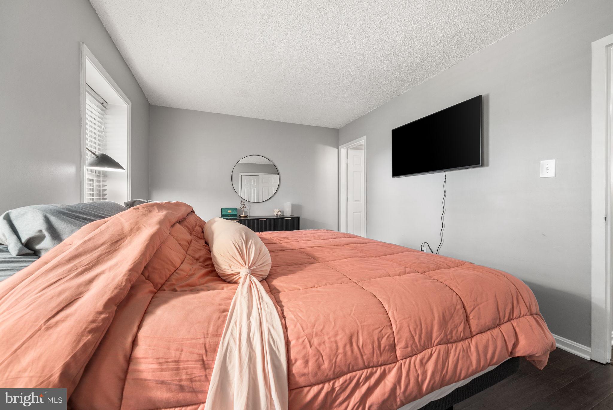 WESTHAMPTON MEWS - Residential Lease