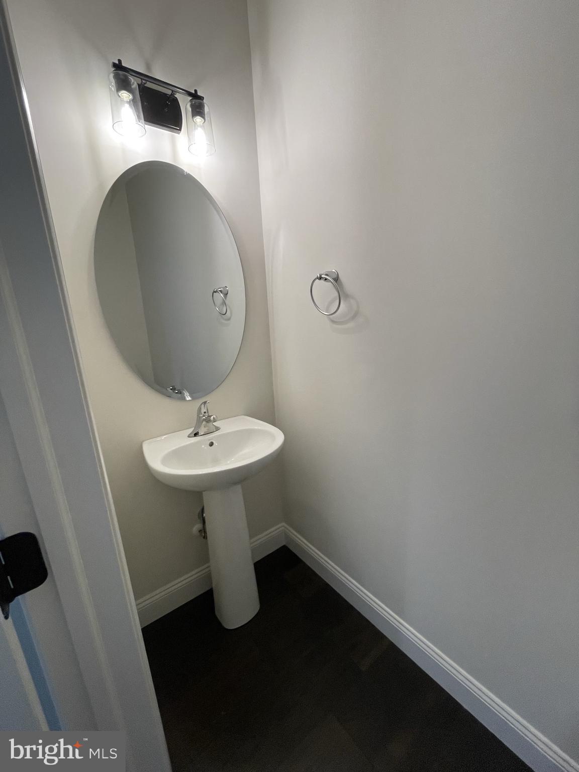 HIDDEN POND - Residential