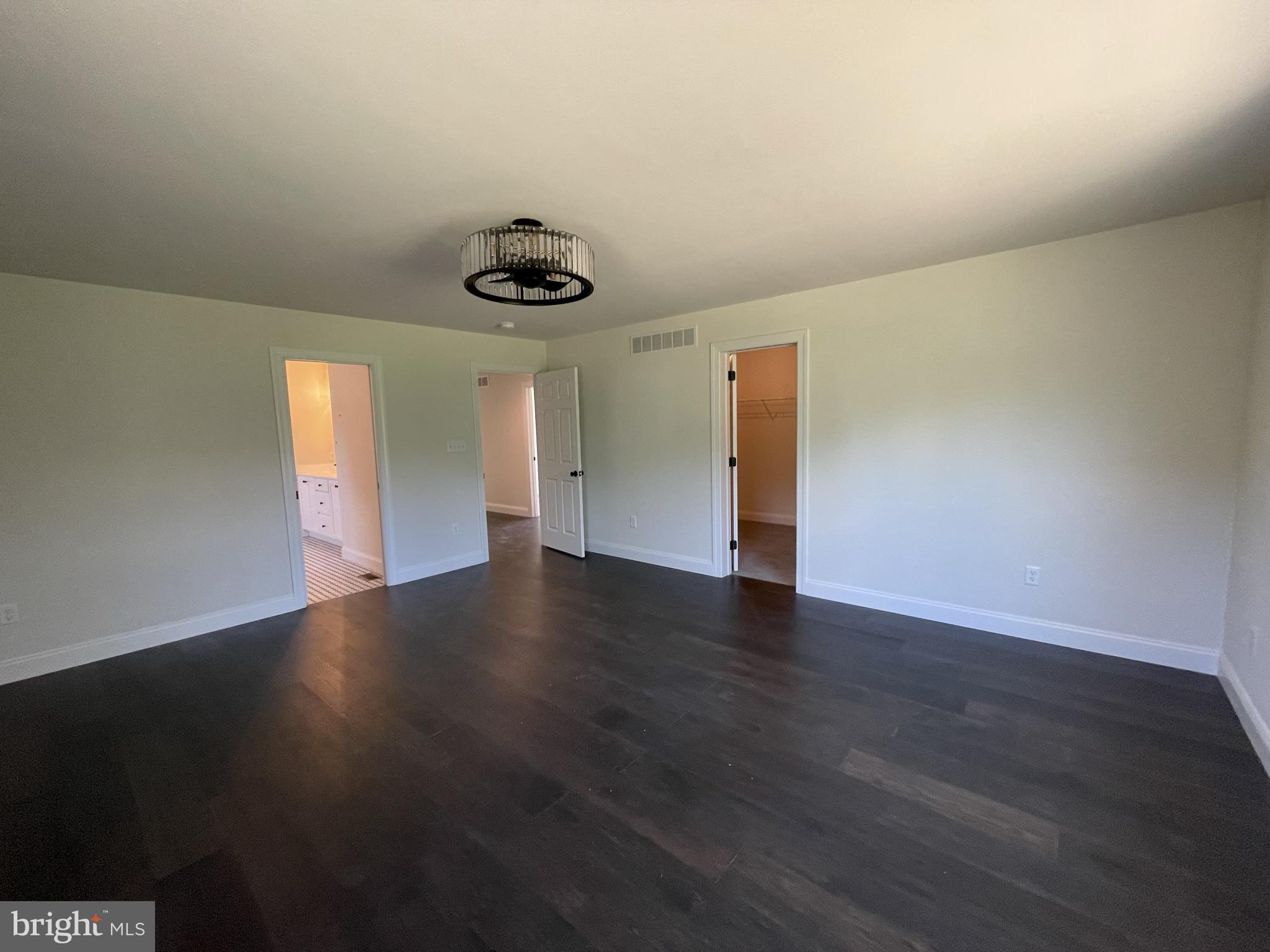 HIDDEN POND - Residential