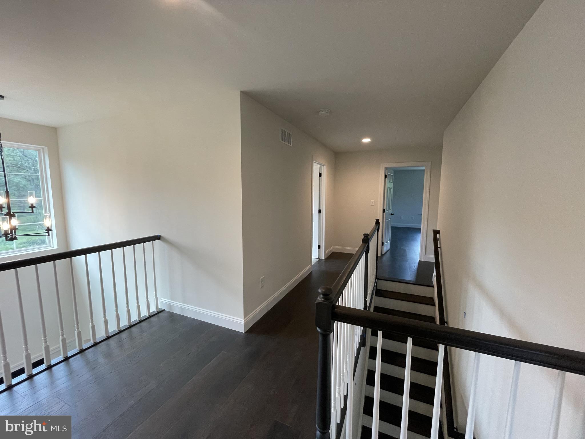 HIDDEN POND - Residential