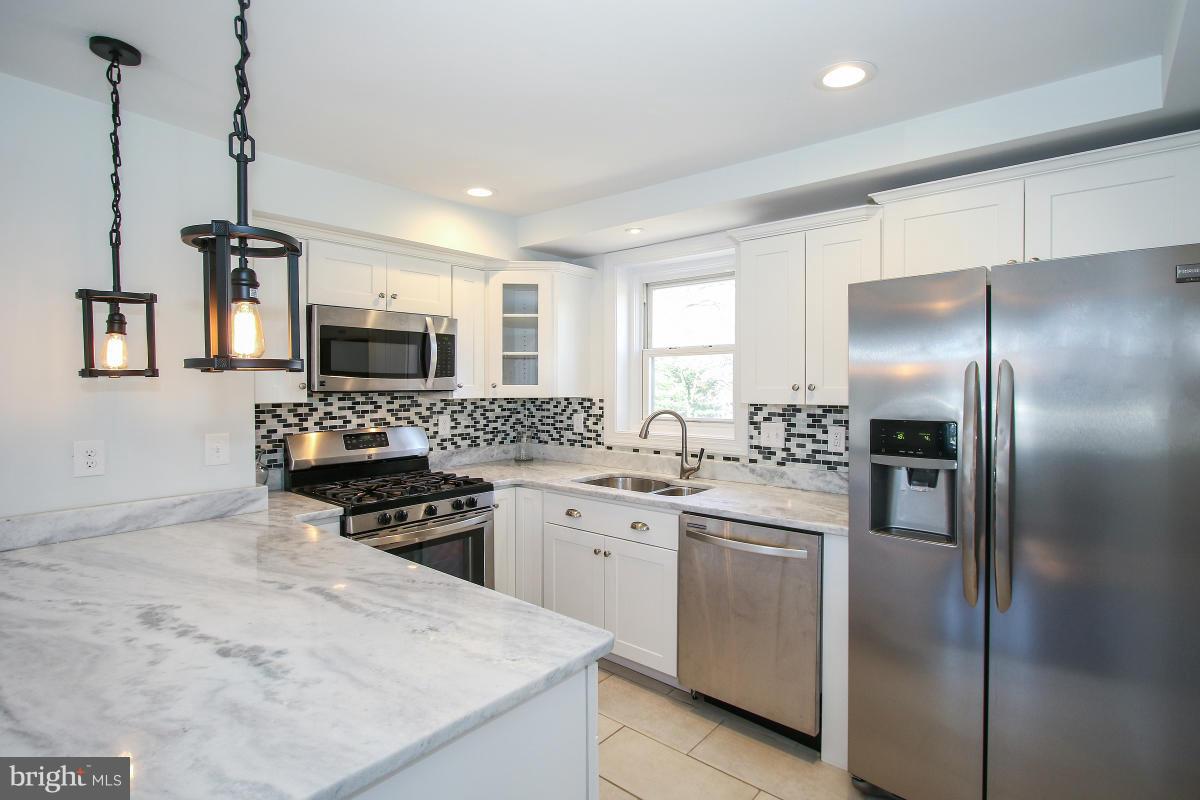 HIGHLAND VIEW - Residential