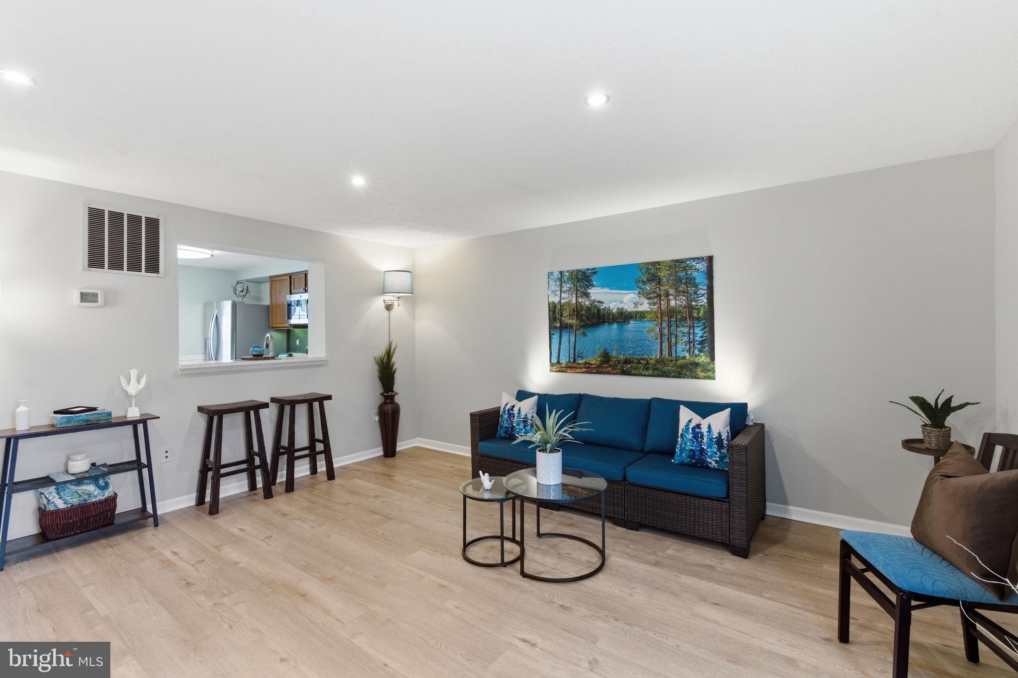 ROCKBURN COMMONS - Residential