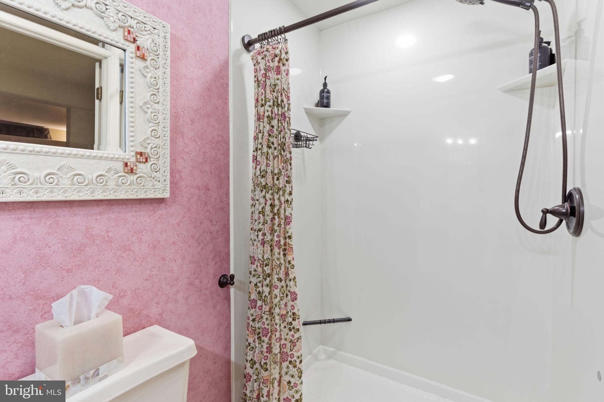 ROCKBURN COMMONS - Residential