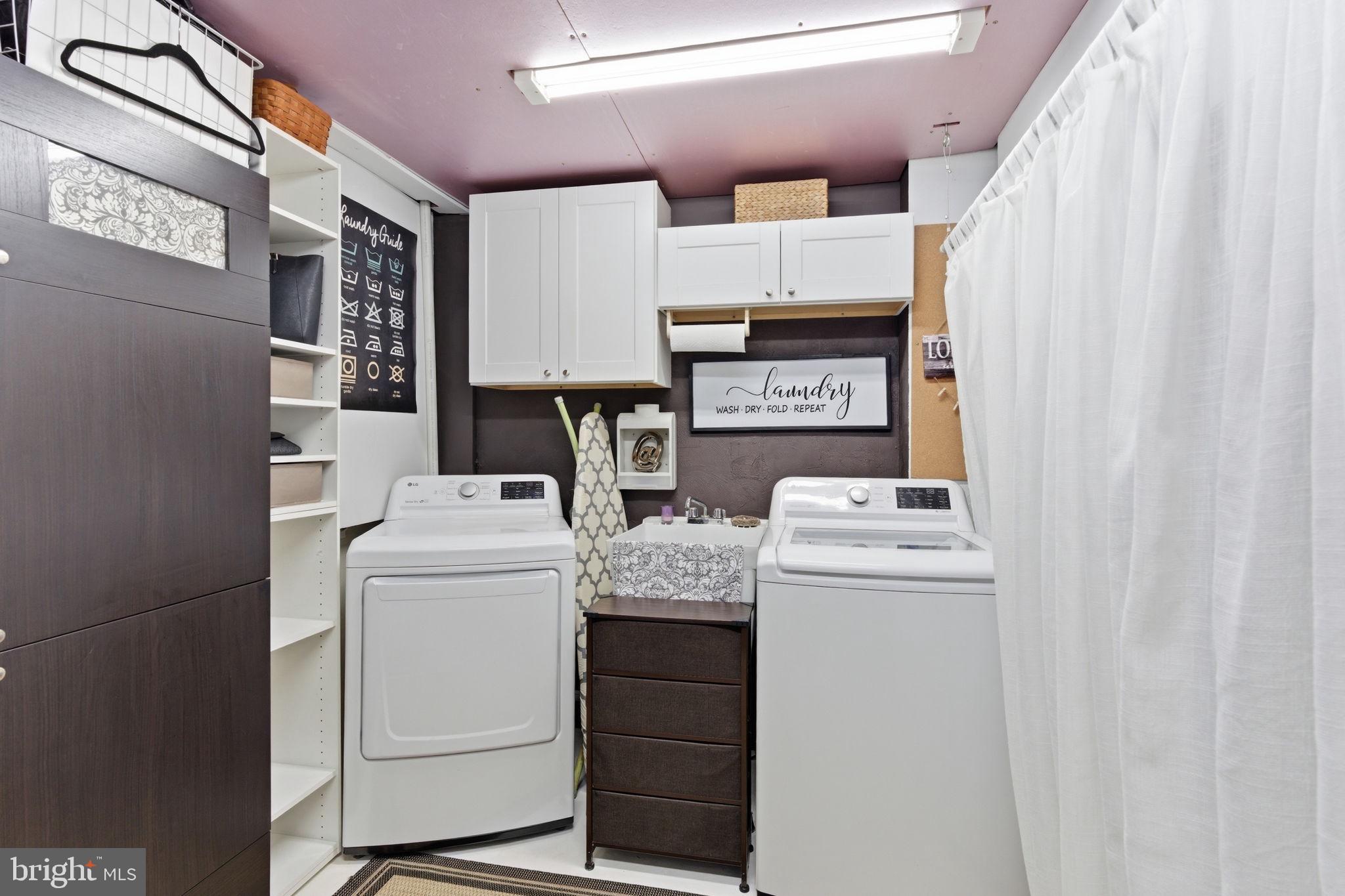 ROCKBURN COMMONS - Residential