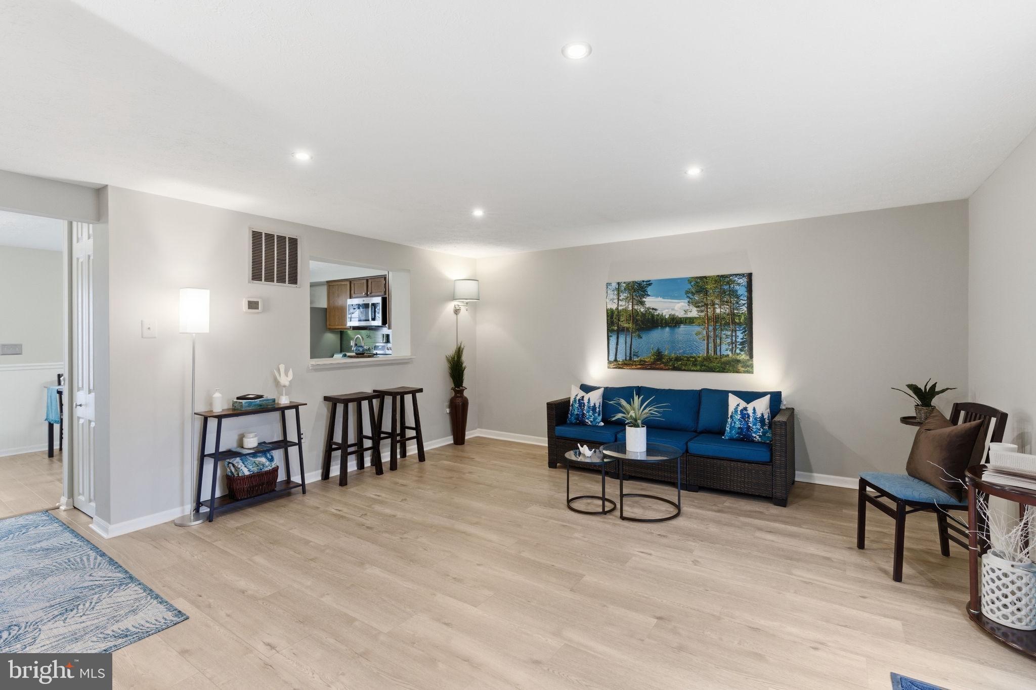 ROCKBURN COMMONS - Residential