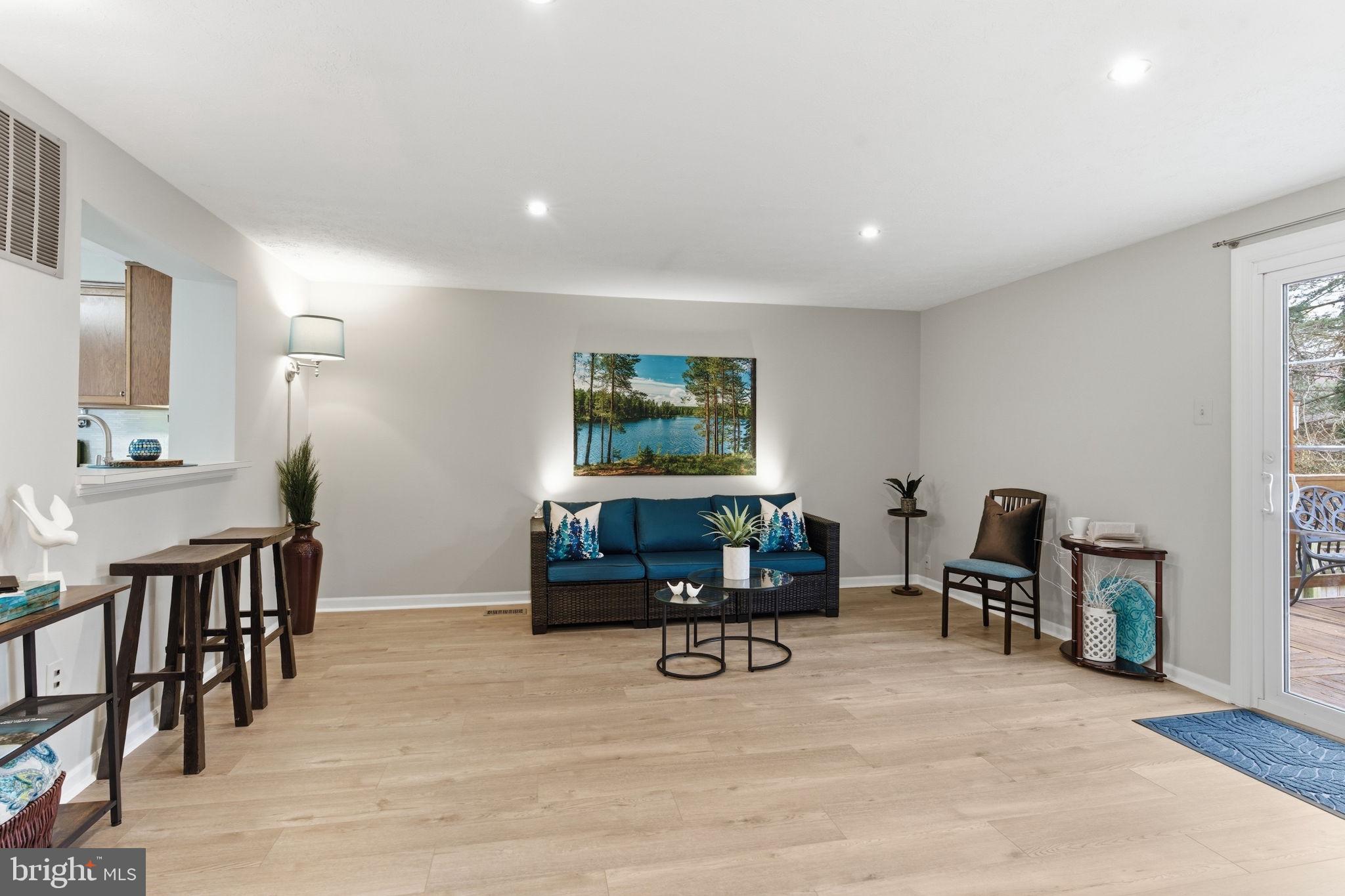 ROCKBURN COMMONS - Residential