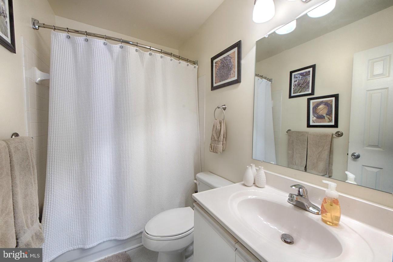 WOODSTONE - Residential