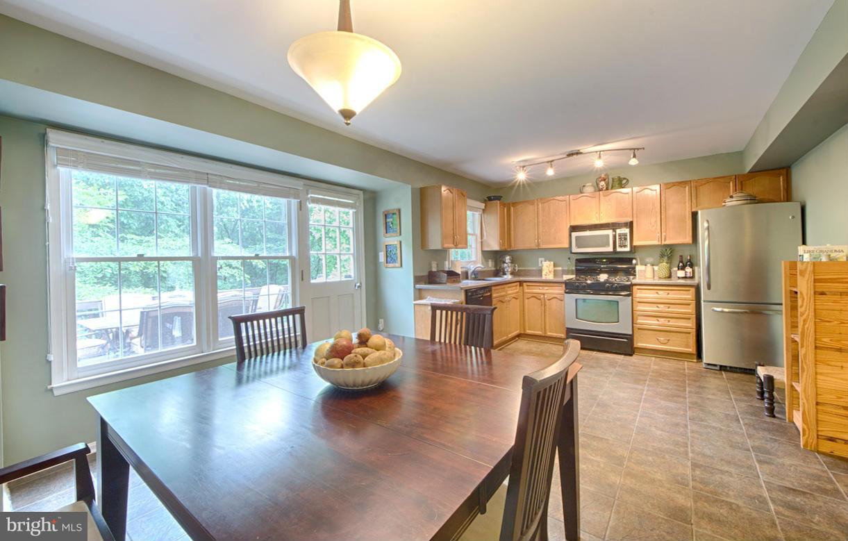 WOODSTONE - Residential