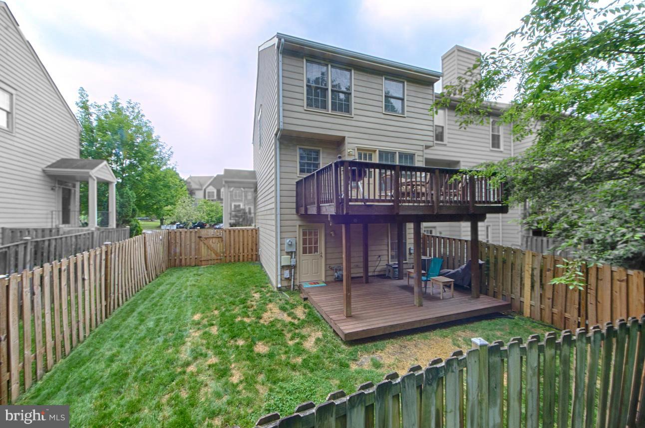 WOODSTONE - Residential