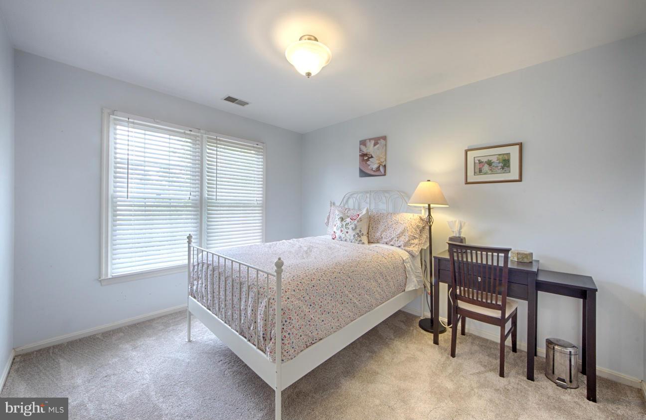 WOODSTONE - Residential