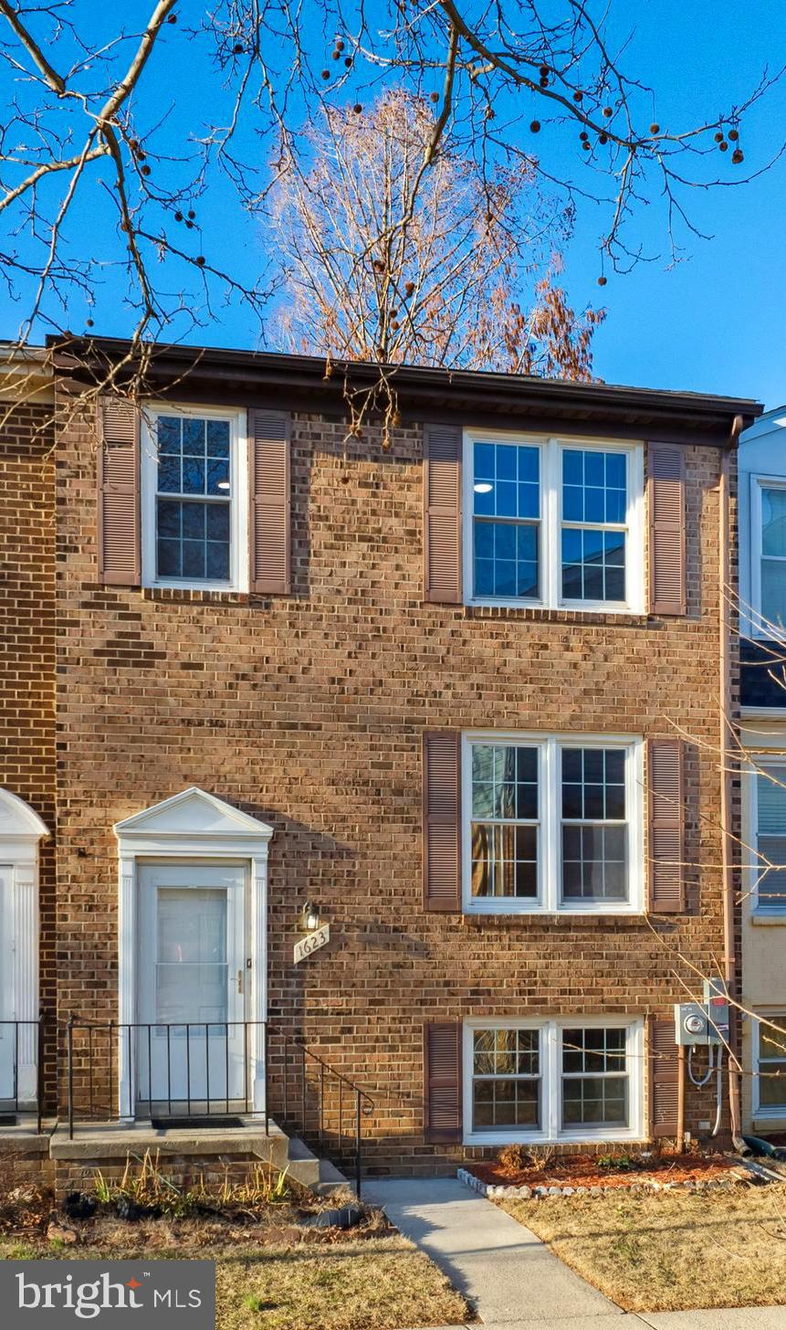 CARROLL PARK MANOR - Residential